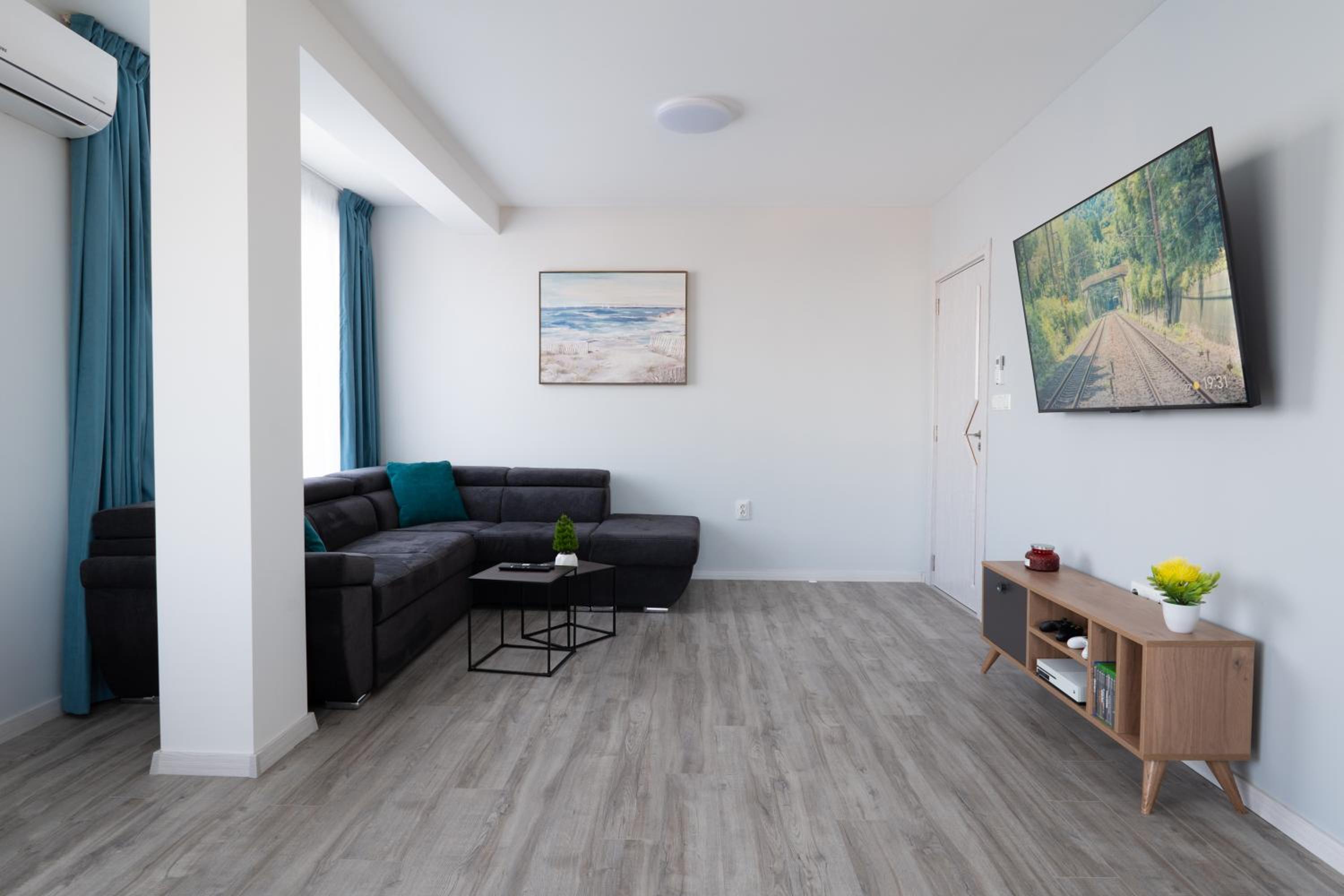 Skyview Apartments