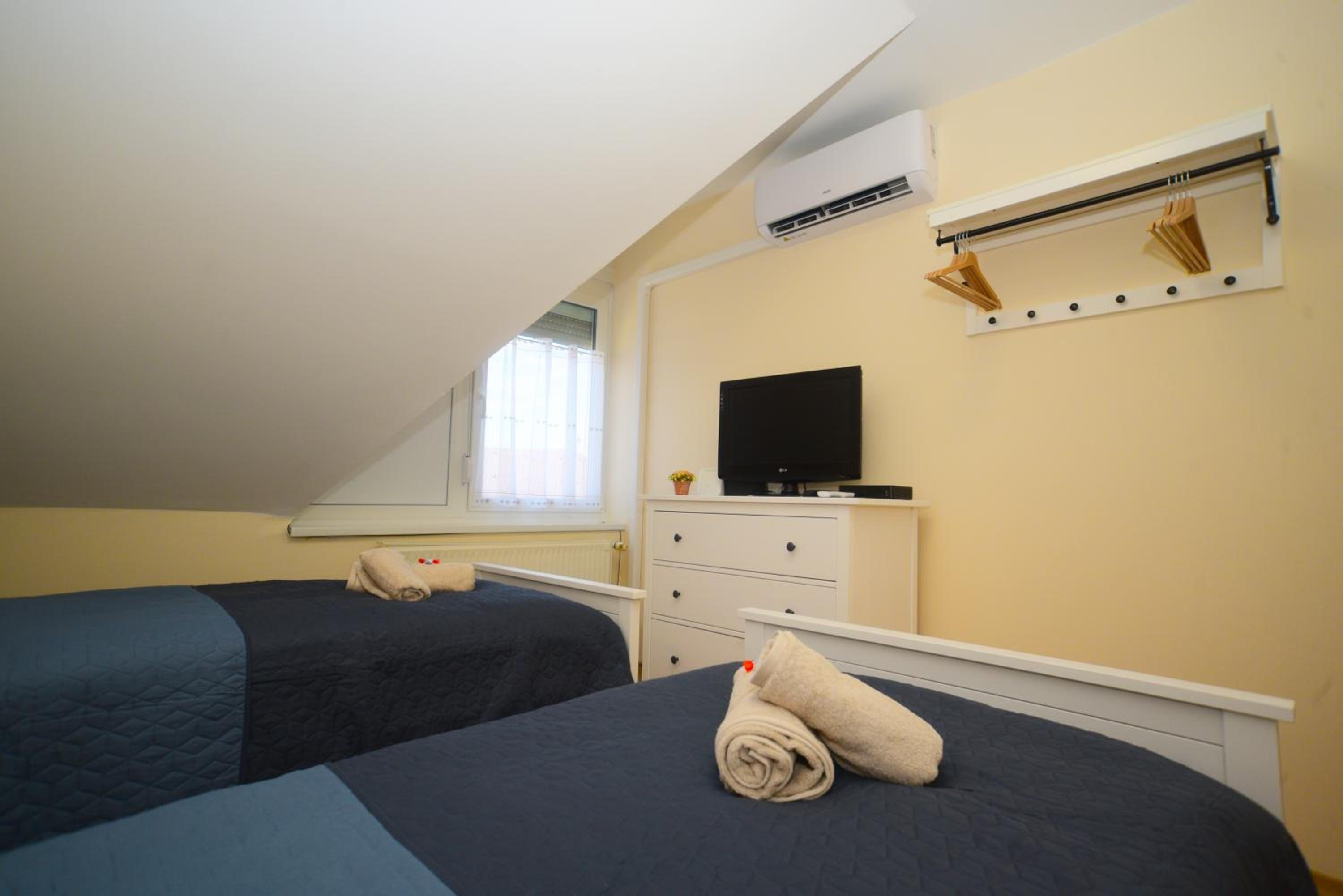 Vadrózsa apartman
