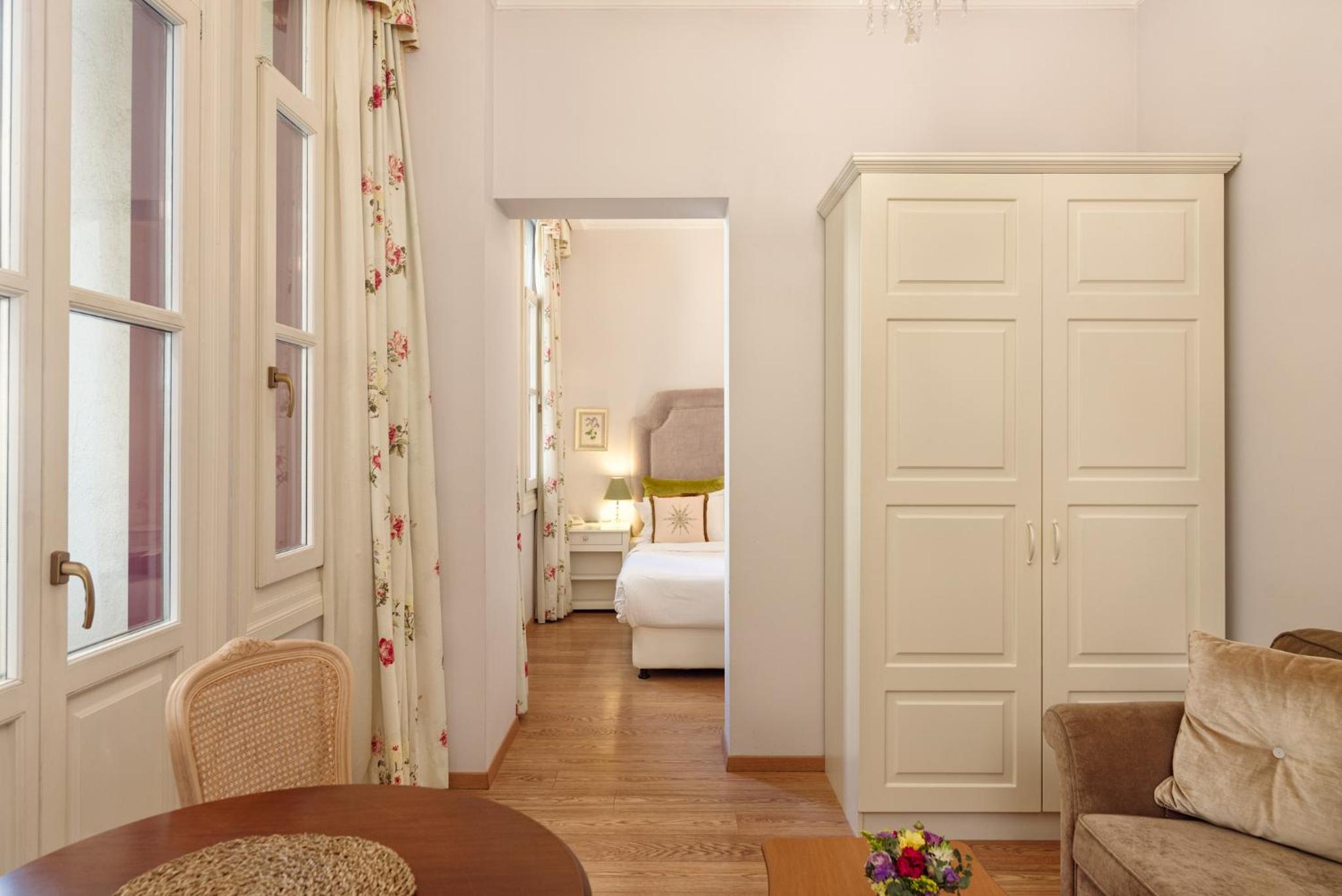 Gatto Perso Luxury Studios And Apartments