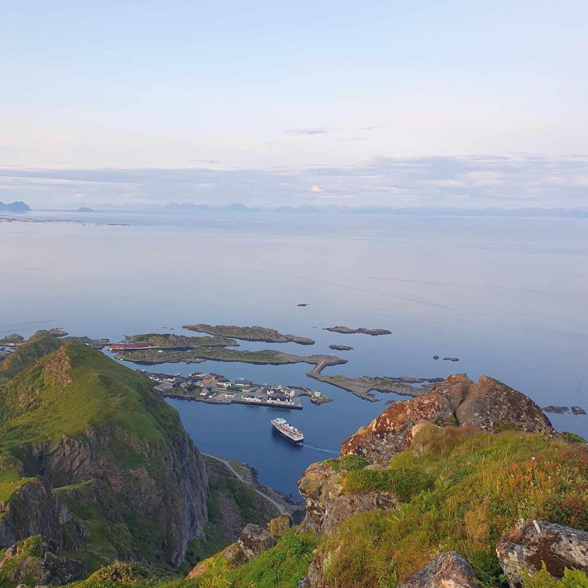 Angelas Fjord Suite view 2