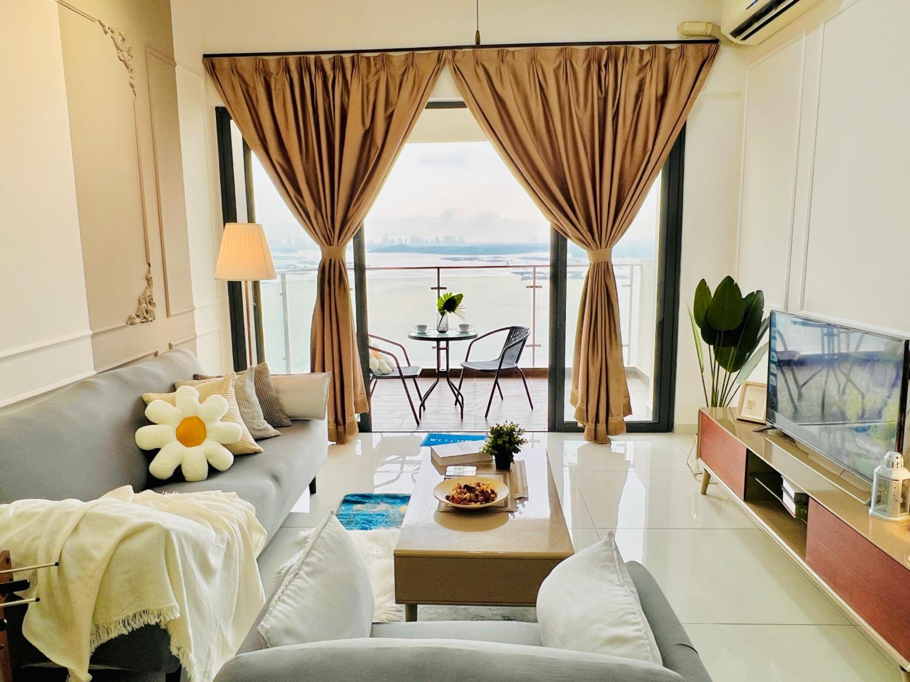 Country Garden Danga Bay BY R9 Homestay