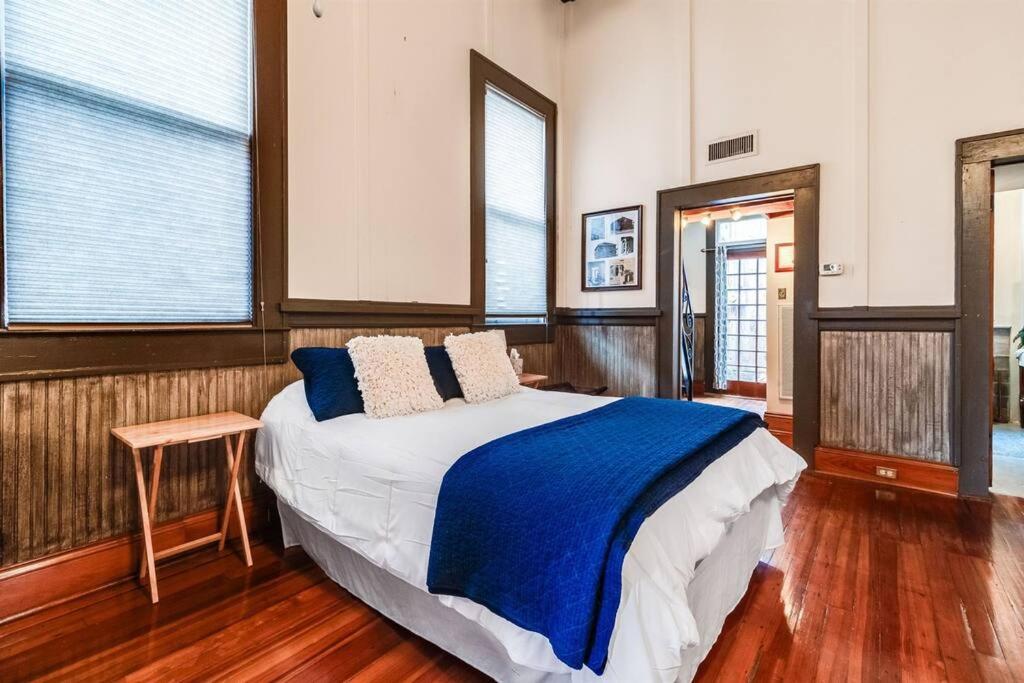Historic Old Bank with Vault in Downtown Scott