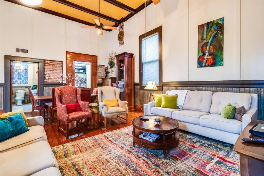 Historic Old Bank with Vault in Downtown Scott