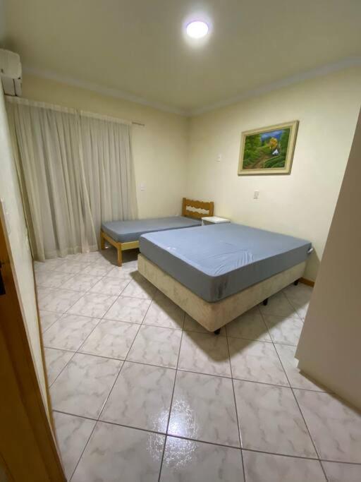 4 QUARTOS, WiFi, PRÓXIMO AO MAR E SHOPPING RUSSI!