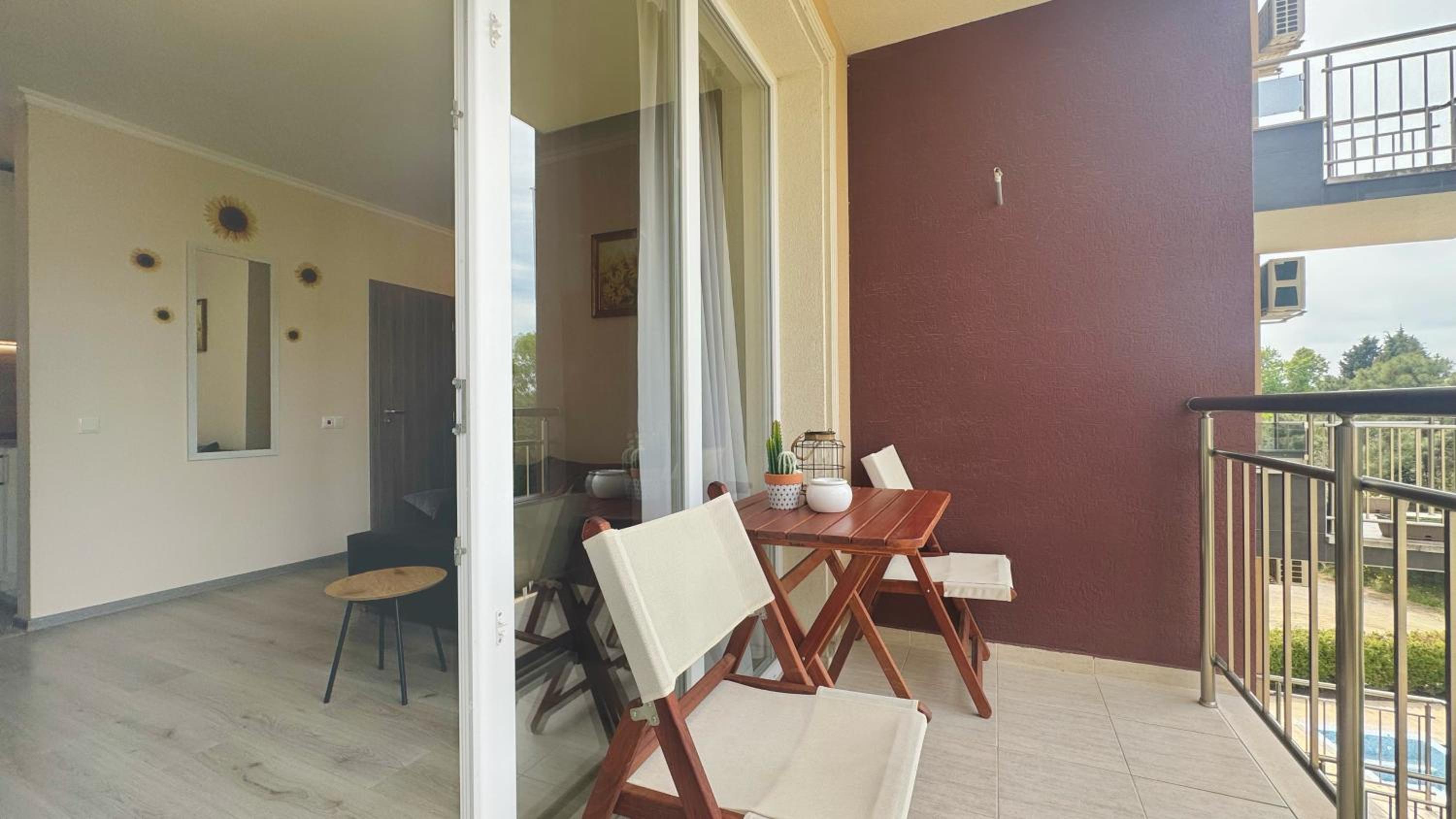 Bratanov Vip Vision Apartment view 5