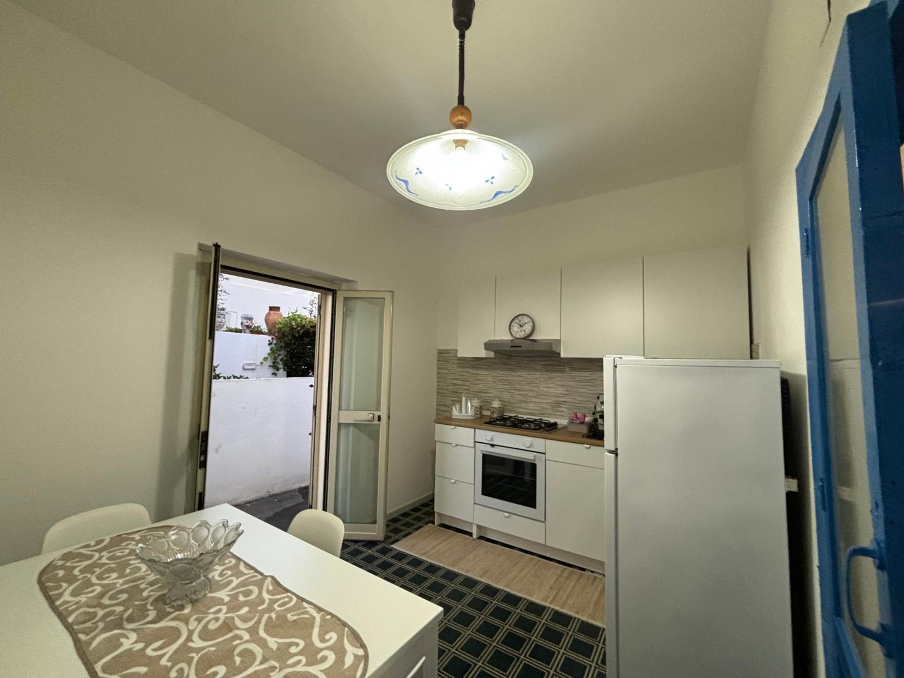 Vulcano Vacations - Villa Giulia - Property Image 4