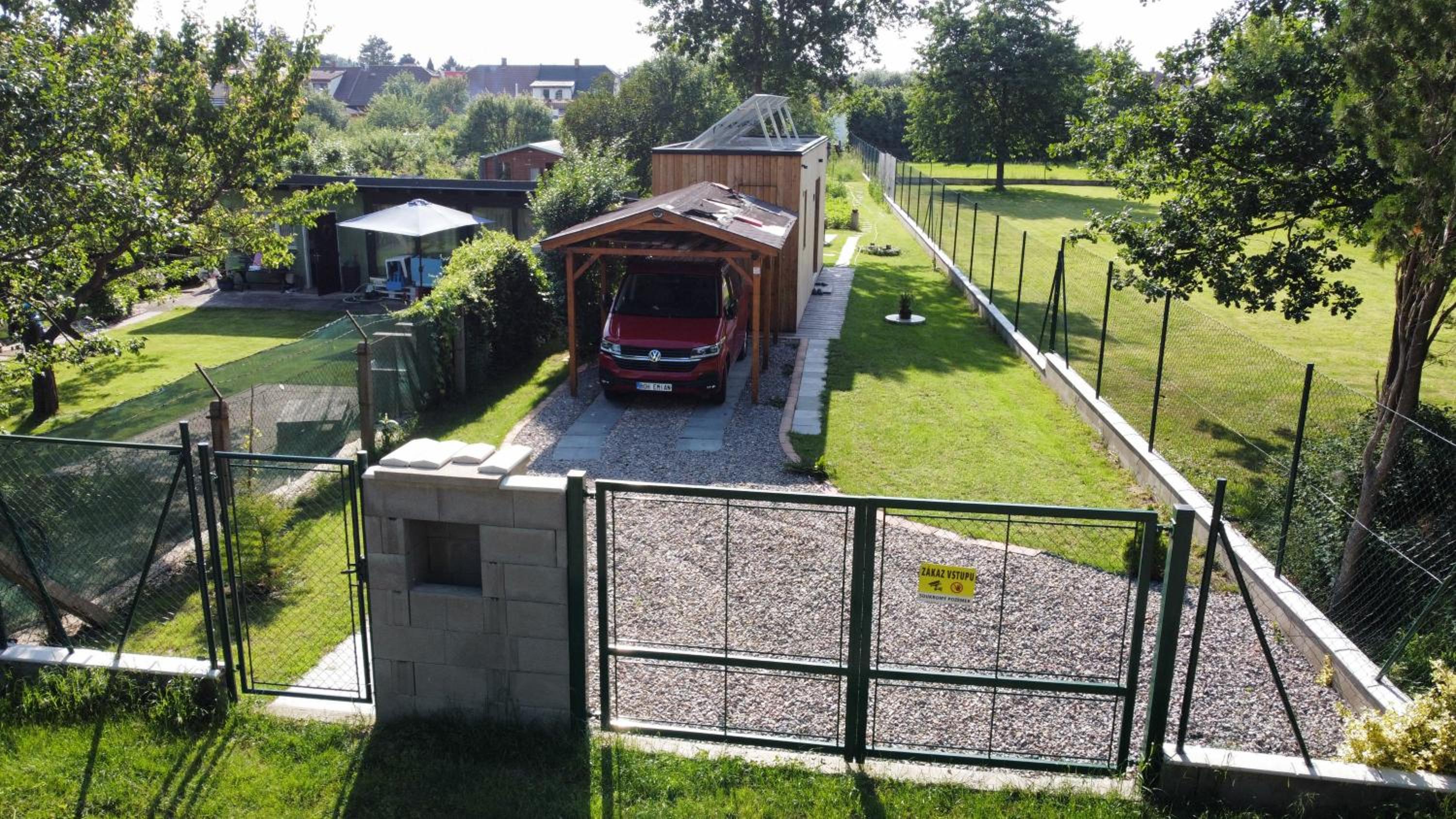 Upcyklovaný kontejnerový dům