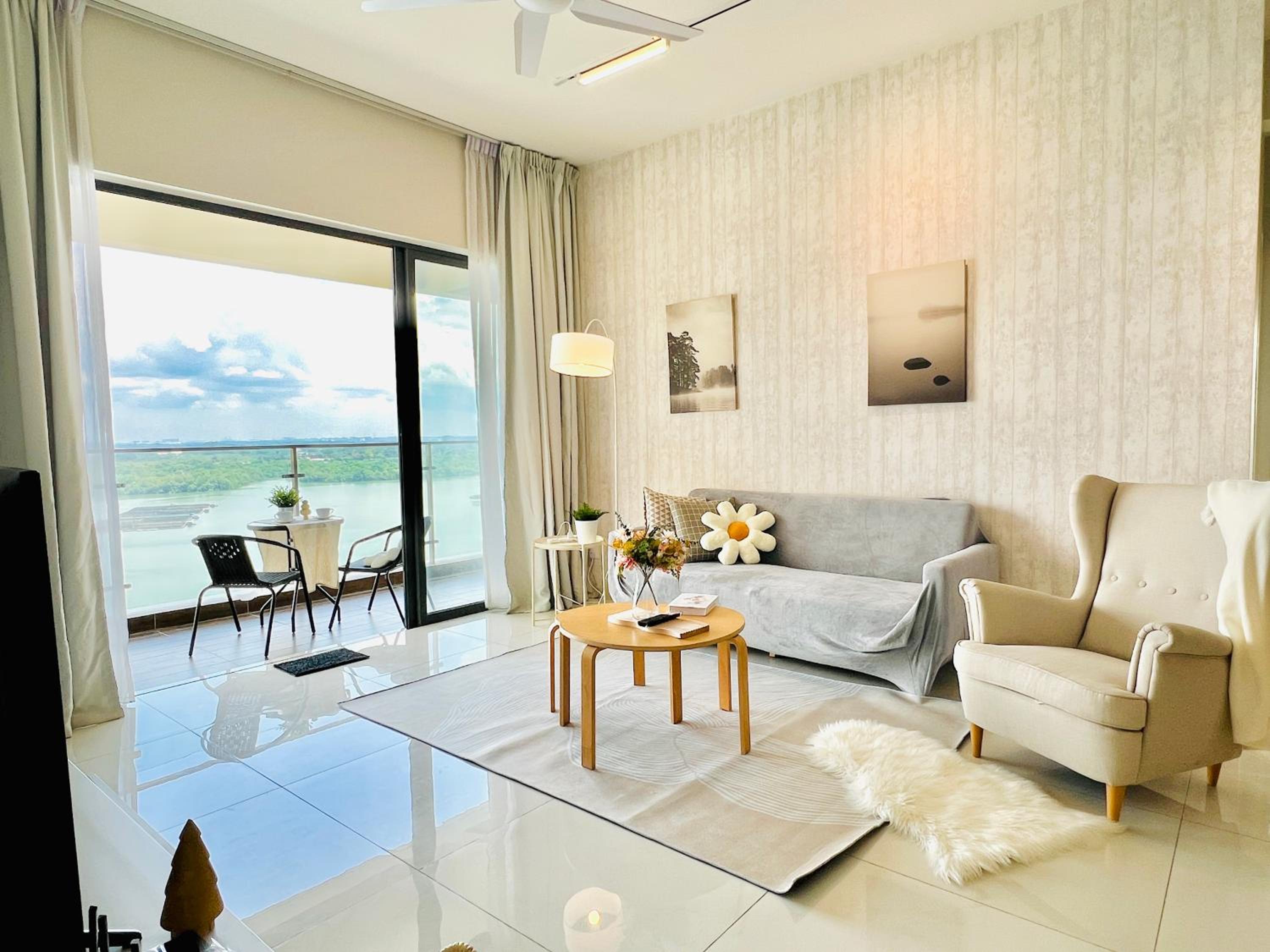 Country Garden Danga Bay BY R9 Homestay