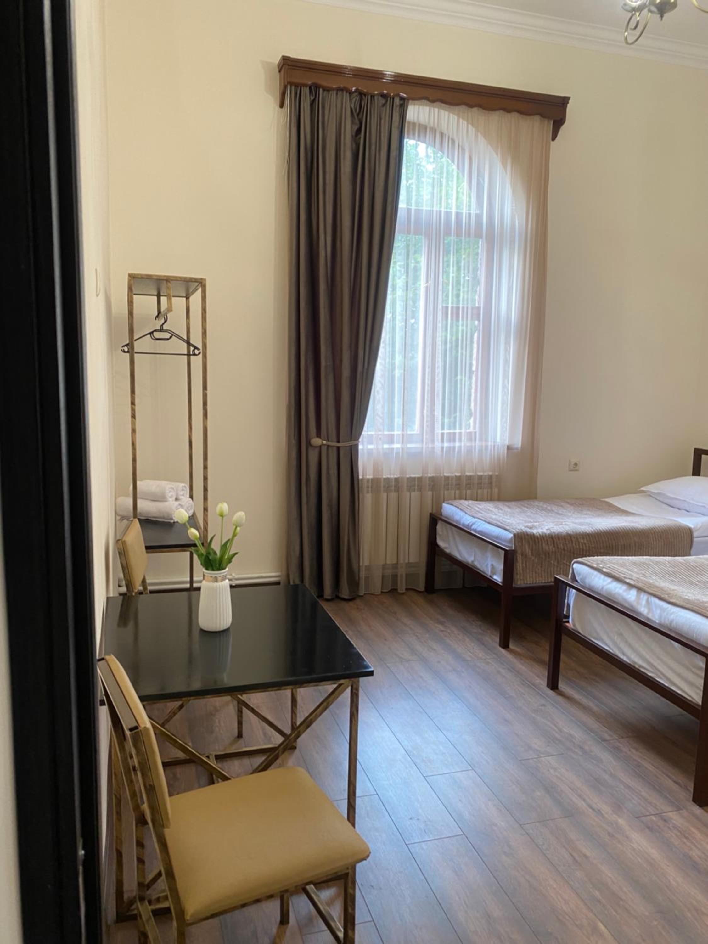 Yan Guest House