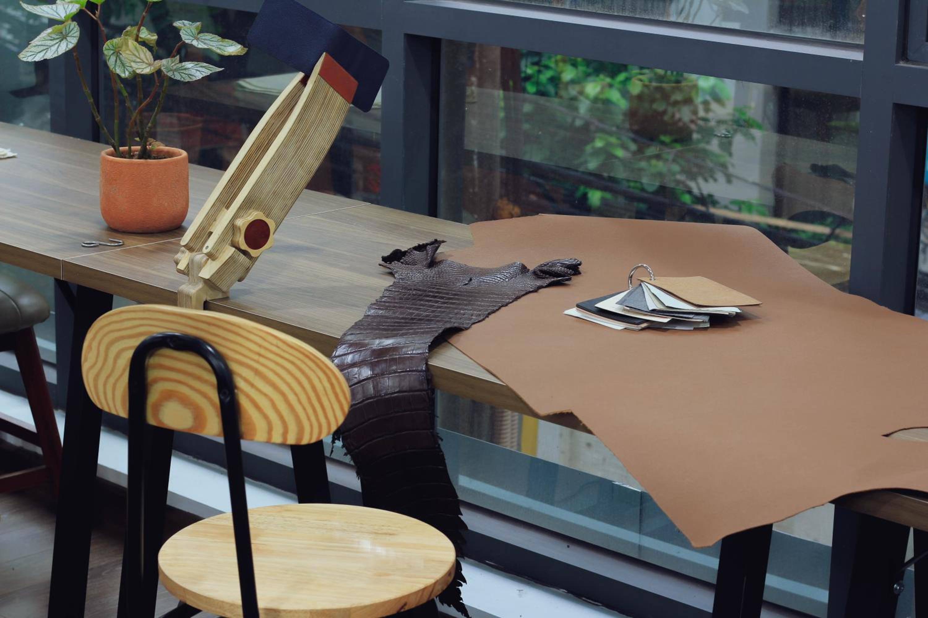 Dolio Leather Workshop