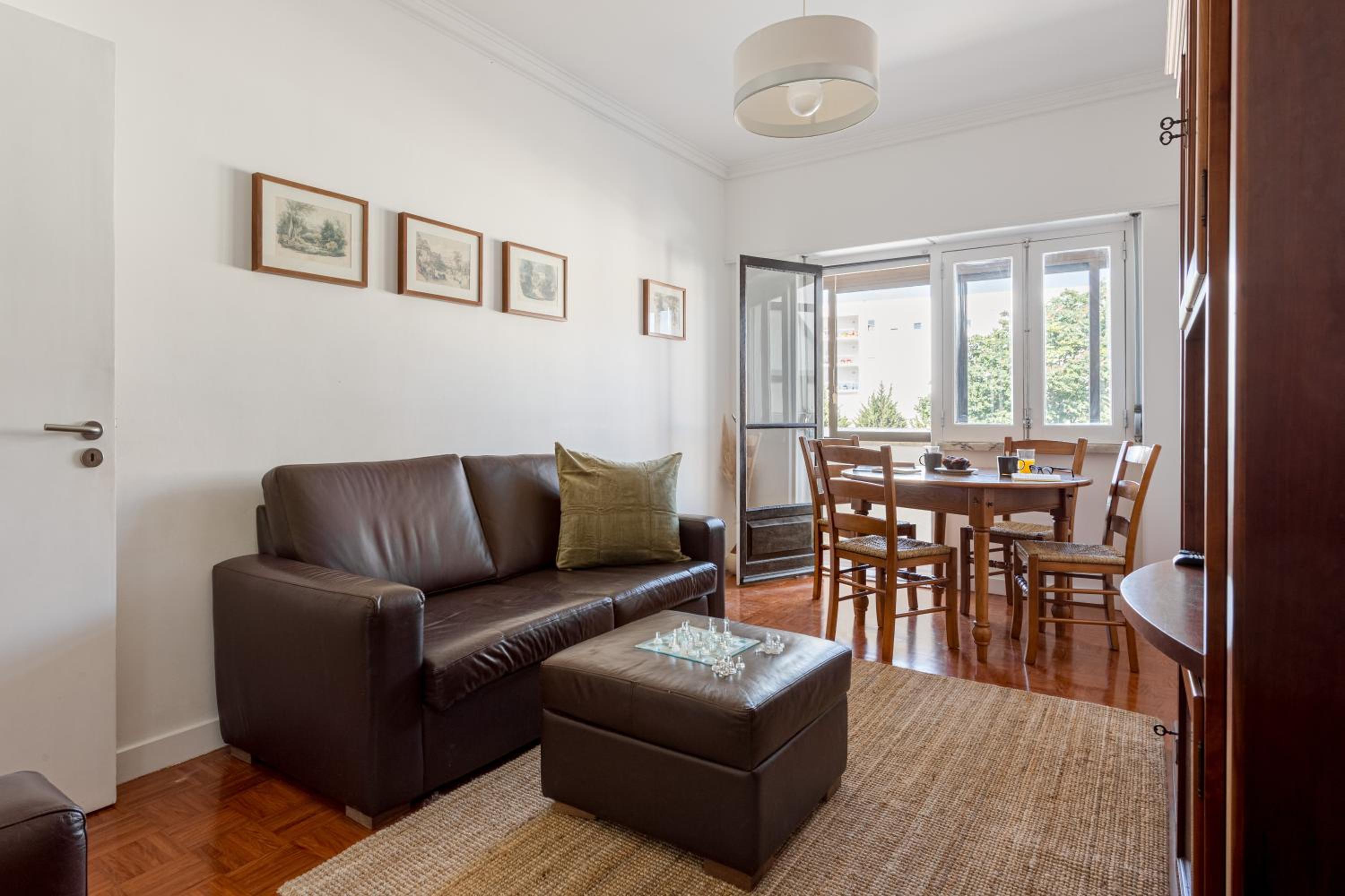 Campolide 2BR Flat view 4