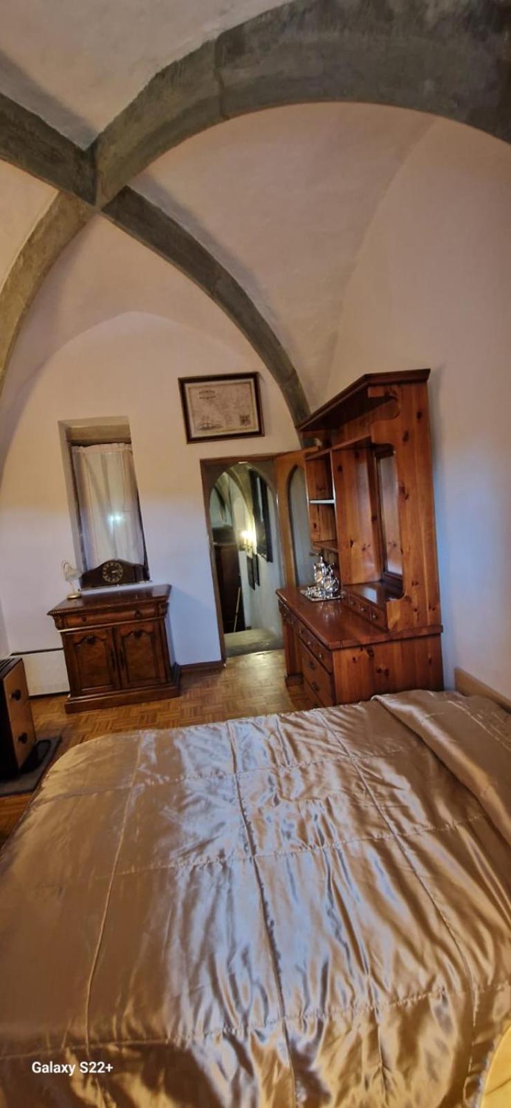 Burg Hermannstein - Monks Room