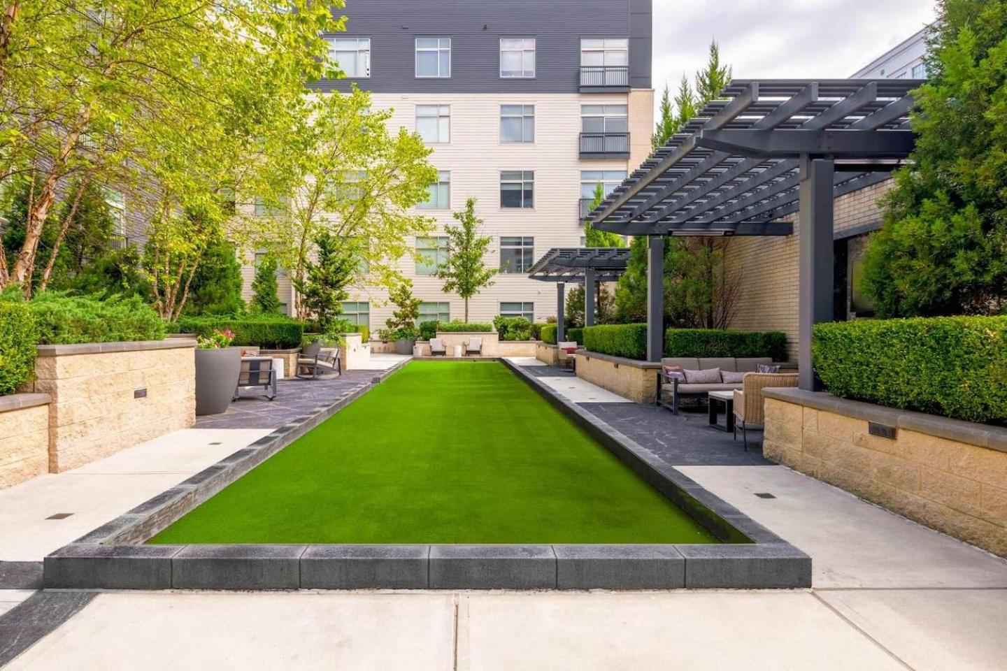 Downtown Philly, Luxury Condo view 5