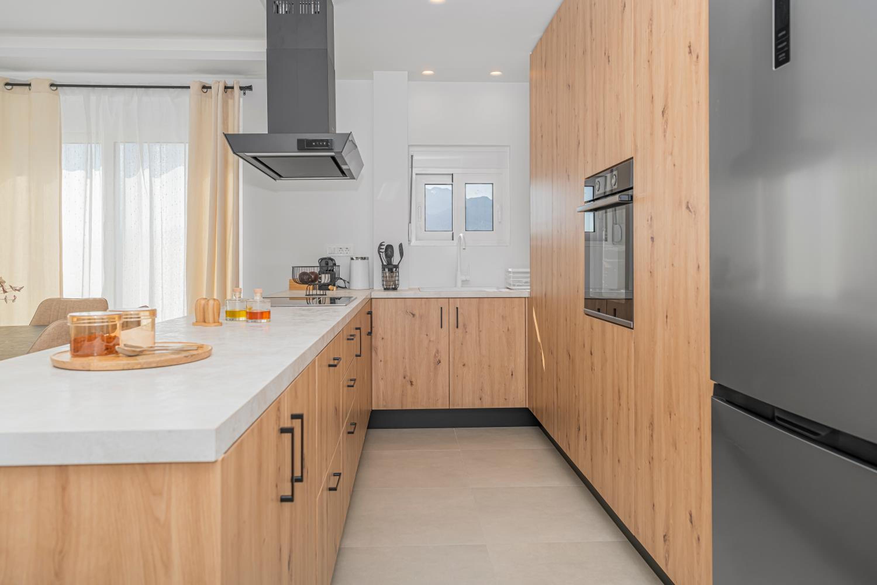 El Legado De Eirini - Modern 3BR House in Makry Gialos