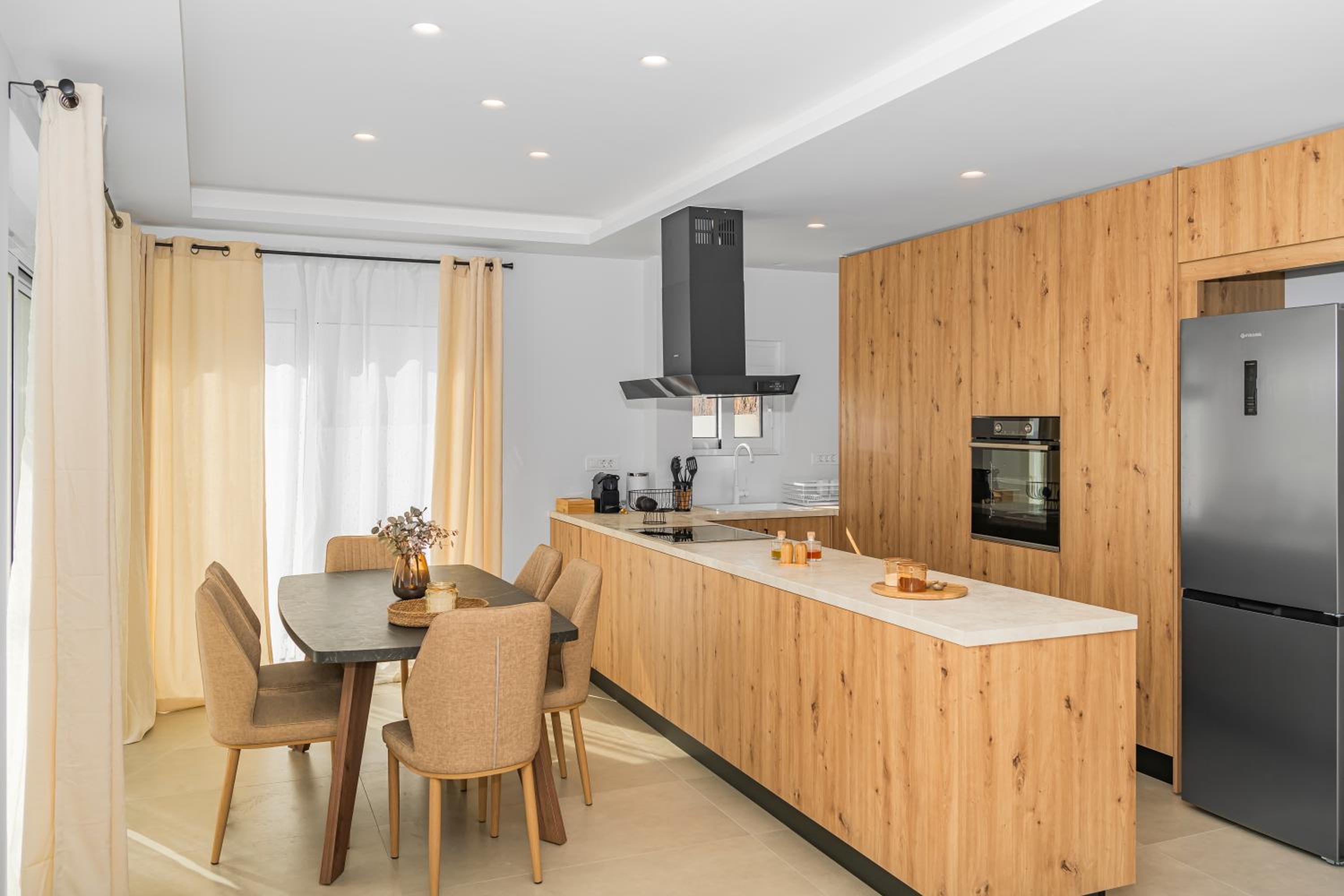 El Legado De Eirini - Modern 3BR House in Makry Gialos