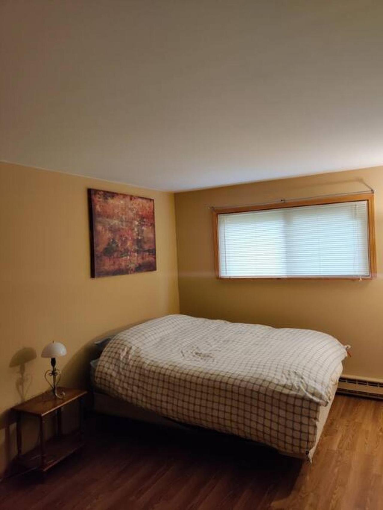 Mins from O'Hare • Safe Location • Private Parking photo 2