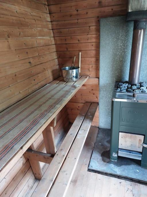 Cozy 200-Year-Old Cottage with Sauna near the Archipelago Trail view 3