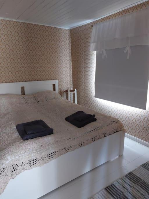 Cozy 200-Year-Old Cottage with Sauna near the Archipelago Trail view 4