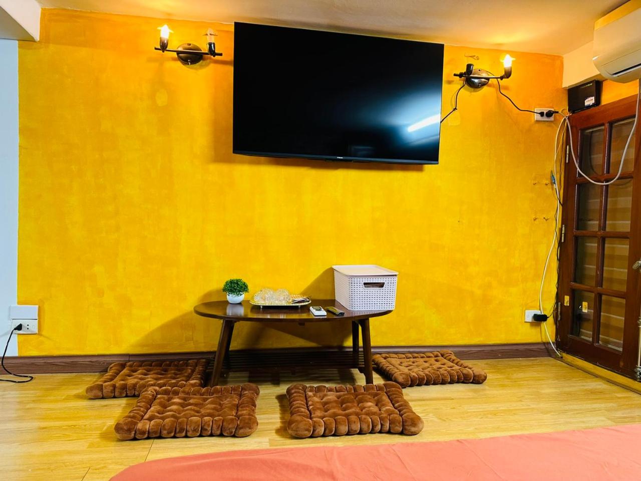 Kolor Red Home,Bungalow Old Quarter,4 paxs,3 mins to Hoan Kiem Lake
