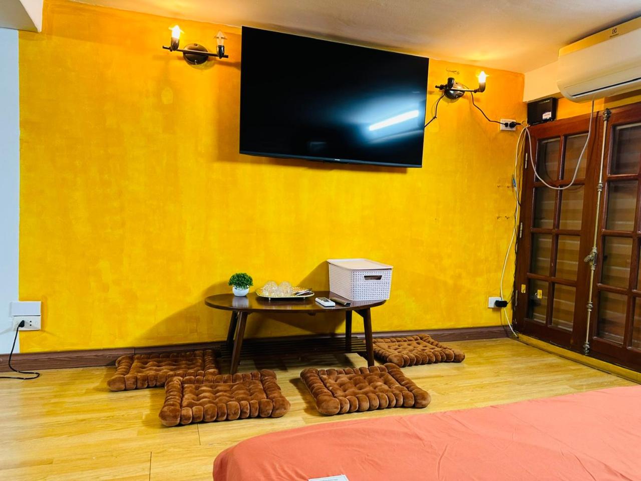 Kolor Red Home,Bungalow Old Quarter,4 paxs,3 mins to Hoan Kiem Lake