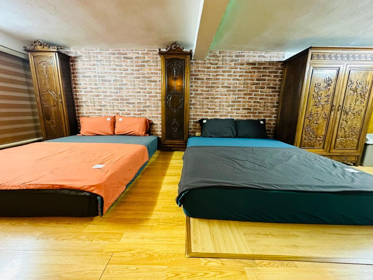 Kolor Red Home,Bungalow Old Quarter,4 paxs,3 mins to Hoan Kiem Lake