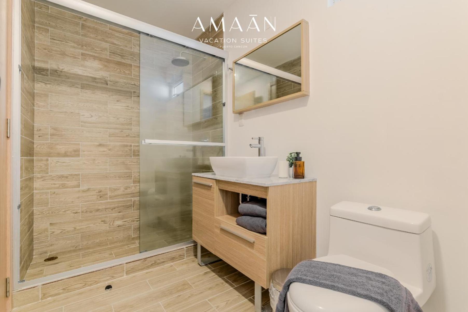 EHDEN Vacation Suites Puerto Cancún