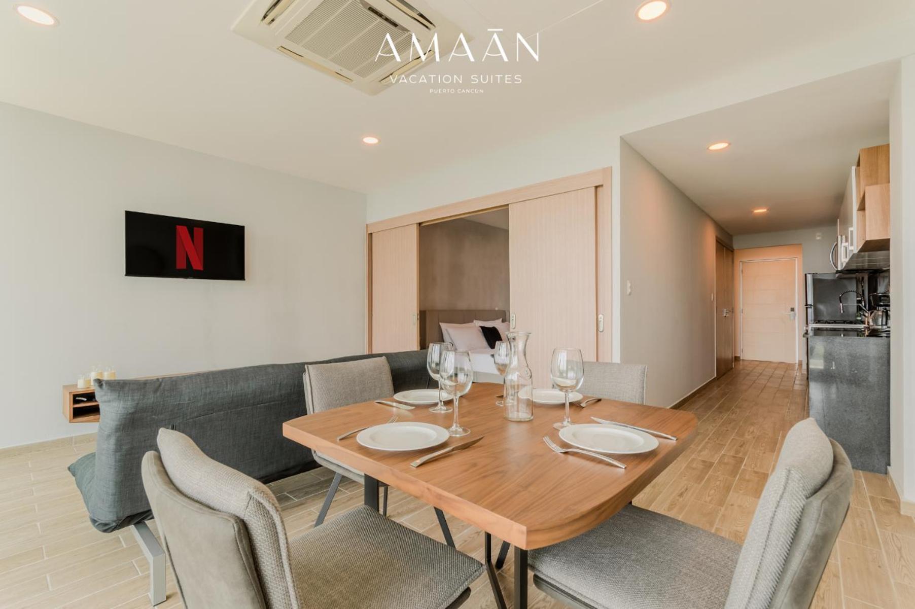 EHDEN Vacation Suites Puerto Cancún