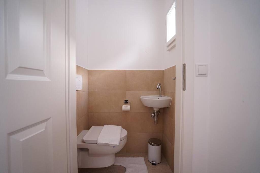 Authentic Austrian Flat in the South of Vienna