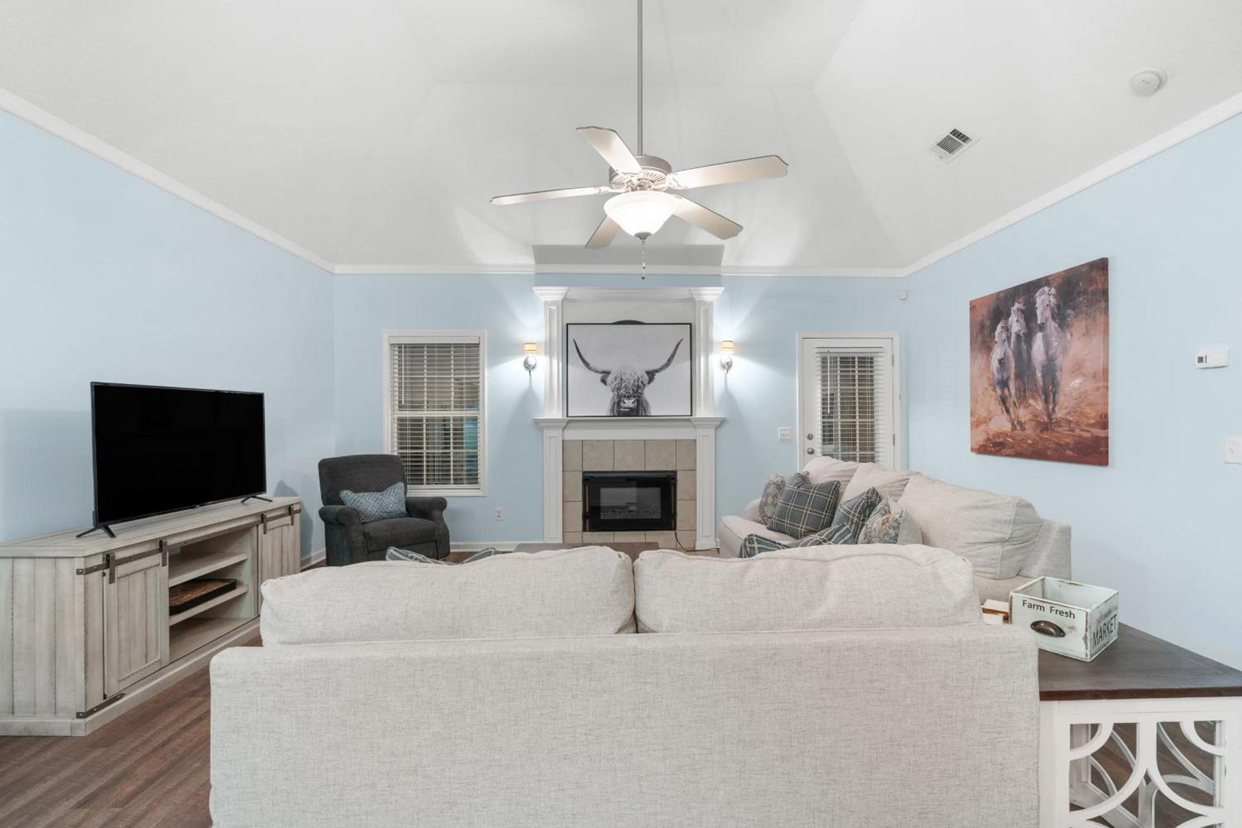 Serene Family Home - Quiet Area Close to GSU view 5