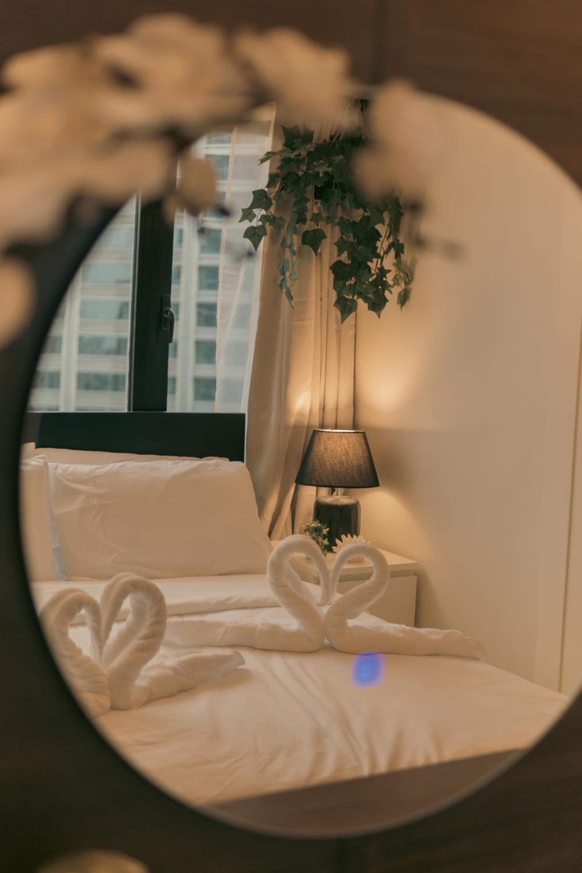 The Skyline Oasis Makati view 4