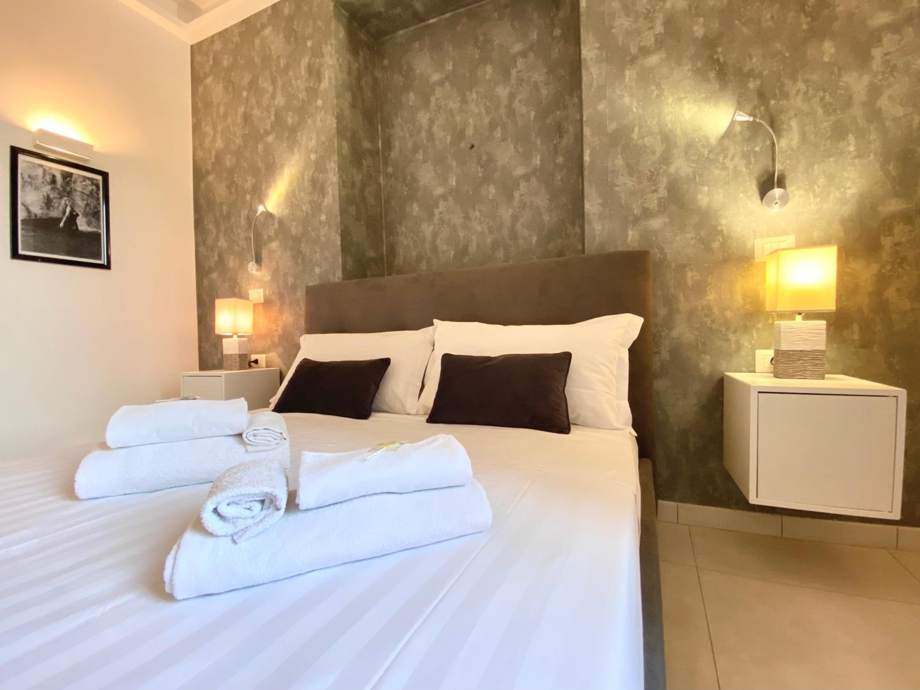 Prince of Rome Superior Rooms