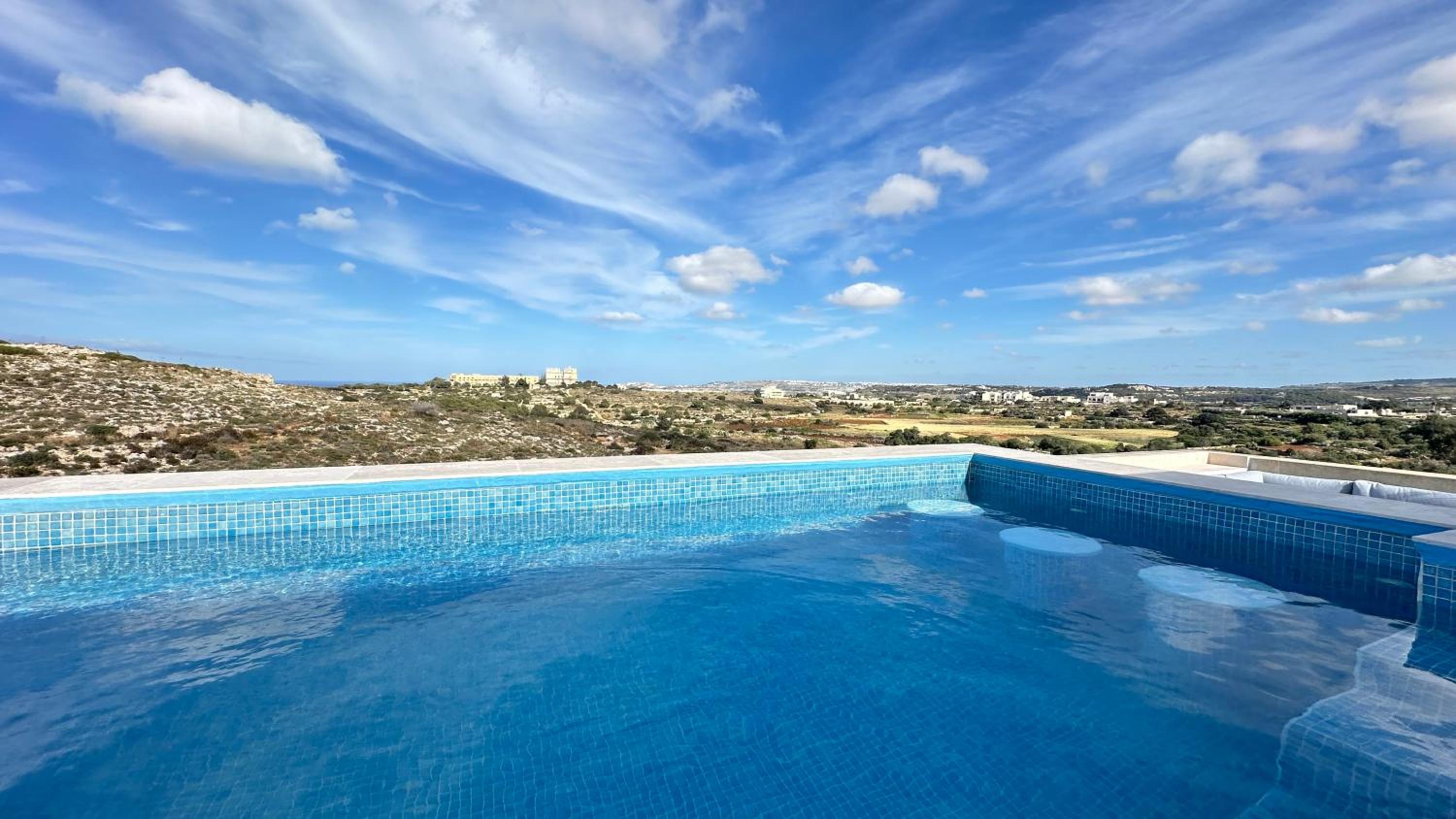 Penthouse in Mellieha with Private Pool & Large Terraces photo 3