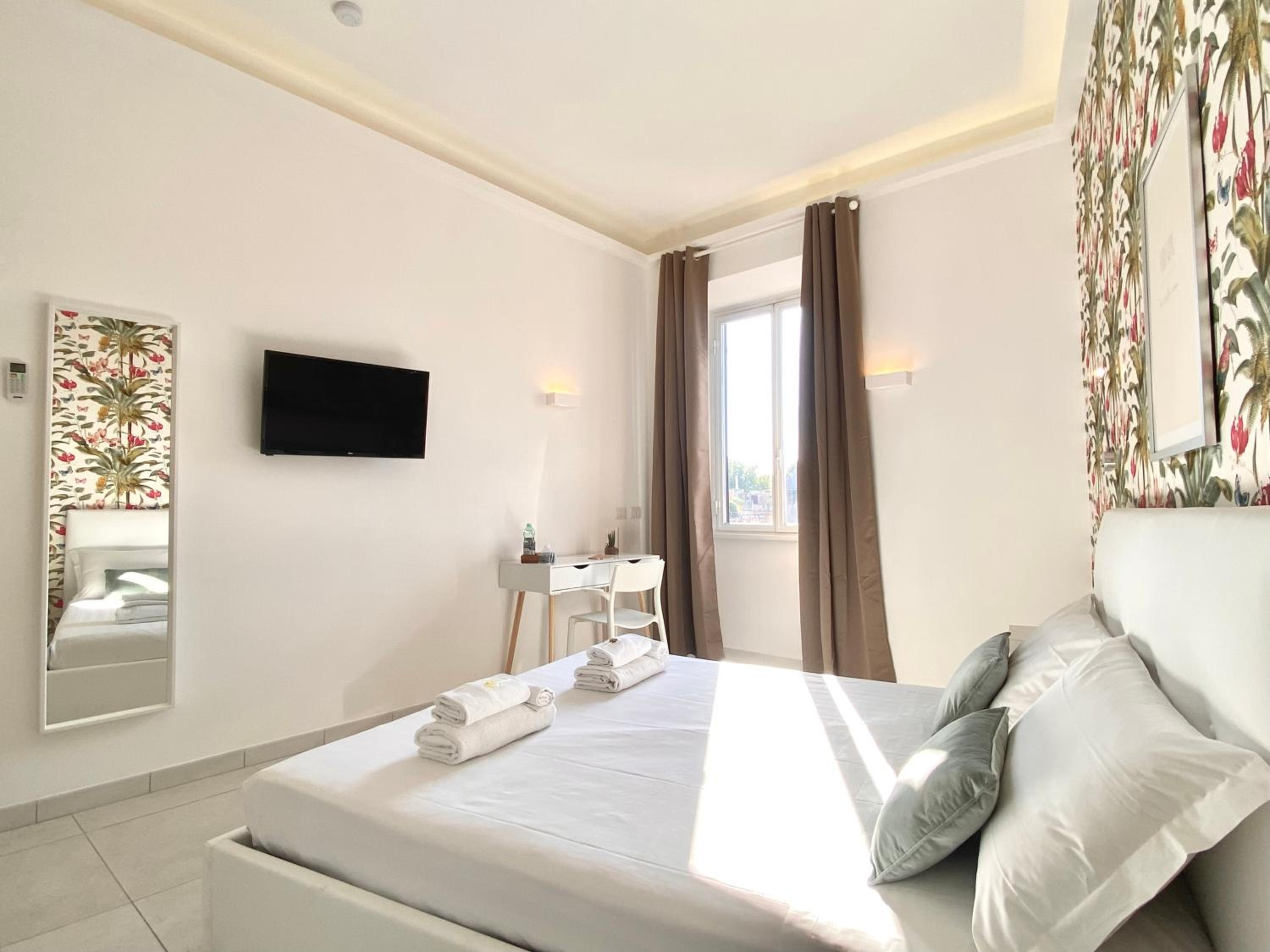 Prince of Rome Superior Rooms