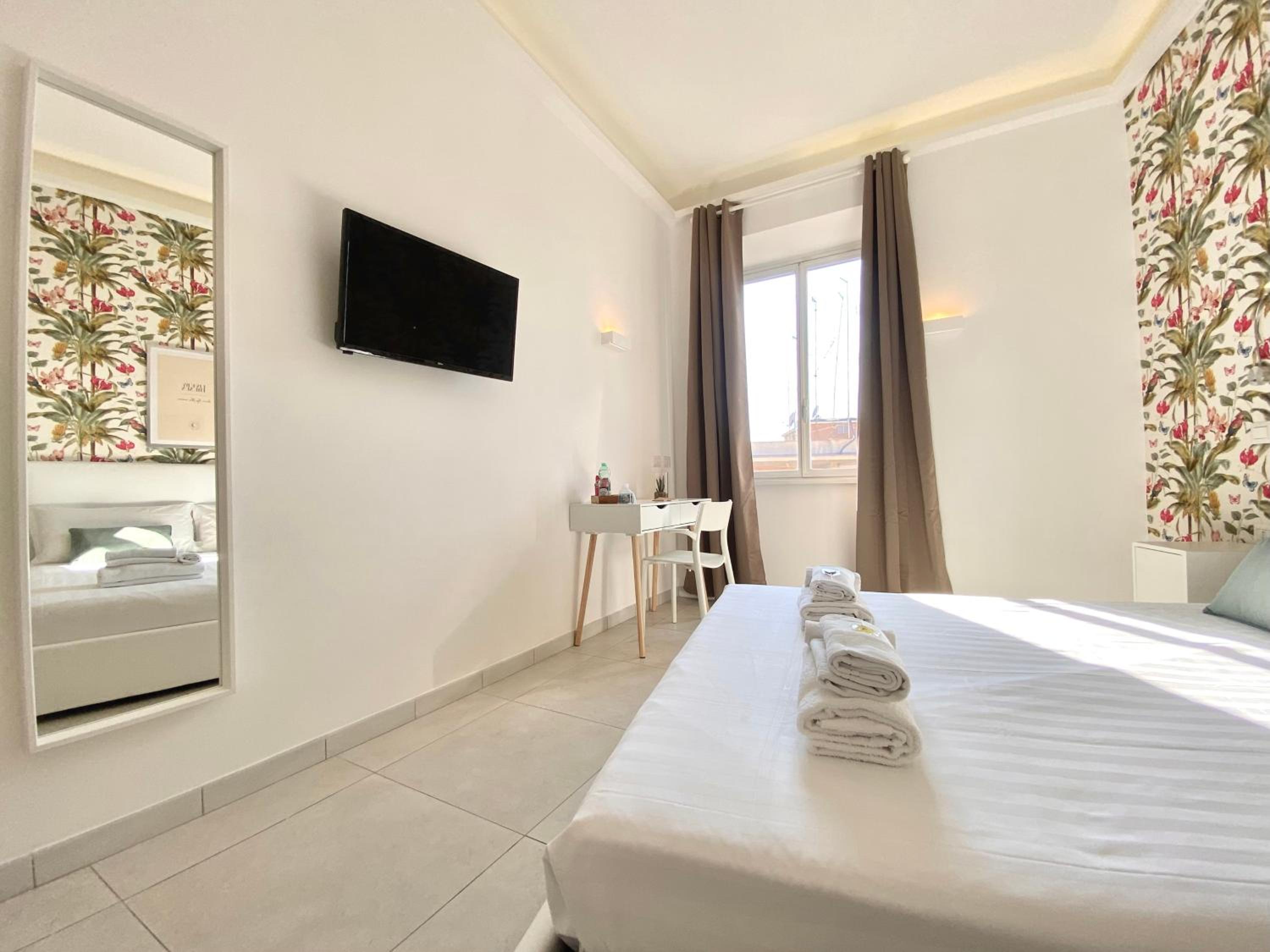 Prince of Rome Superior Rooms