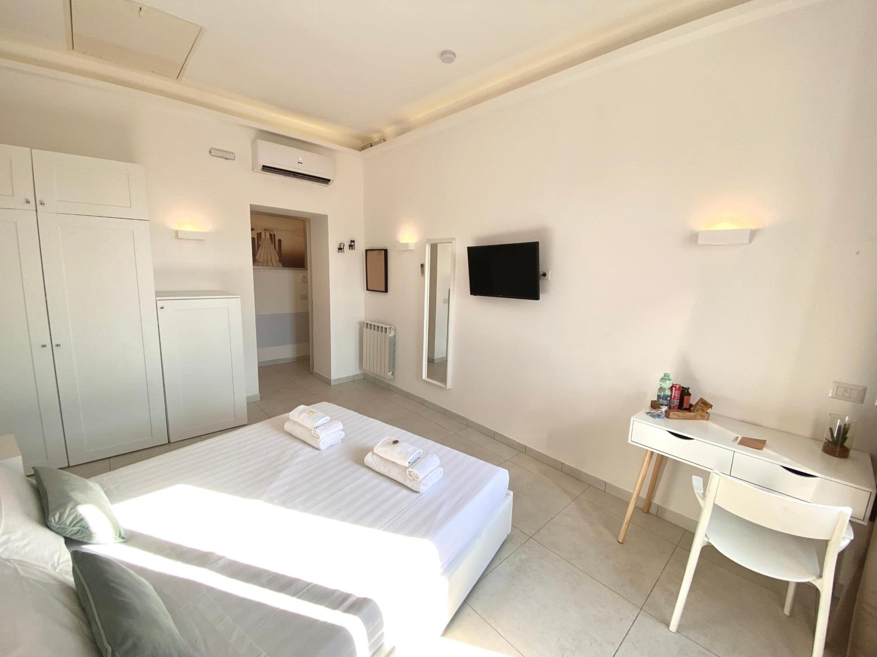 Prince of Rome Superior Rooms