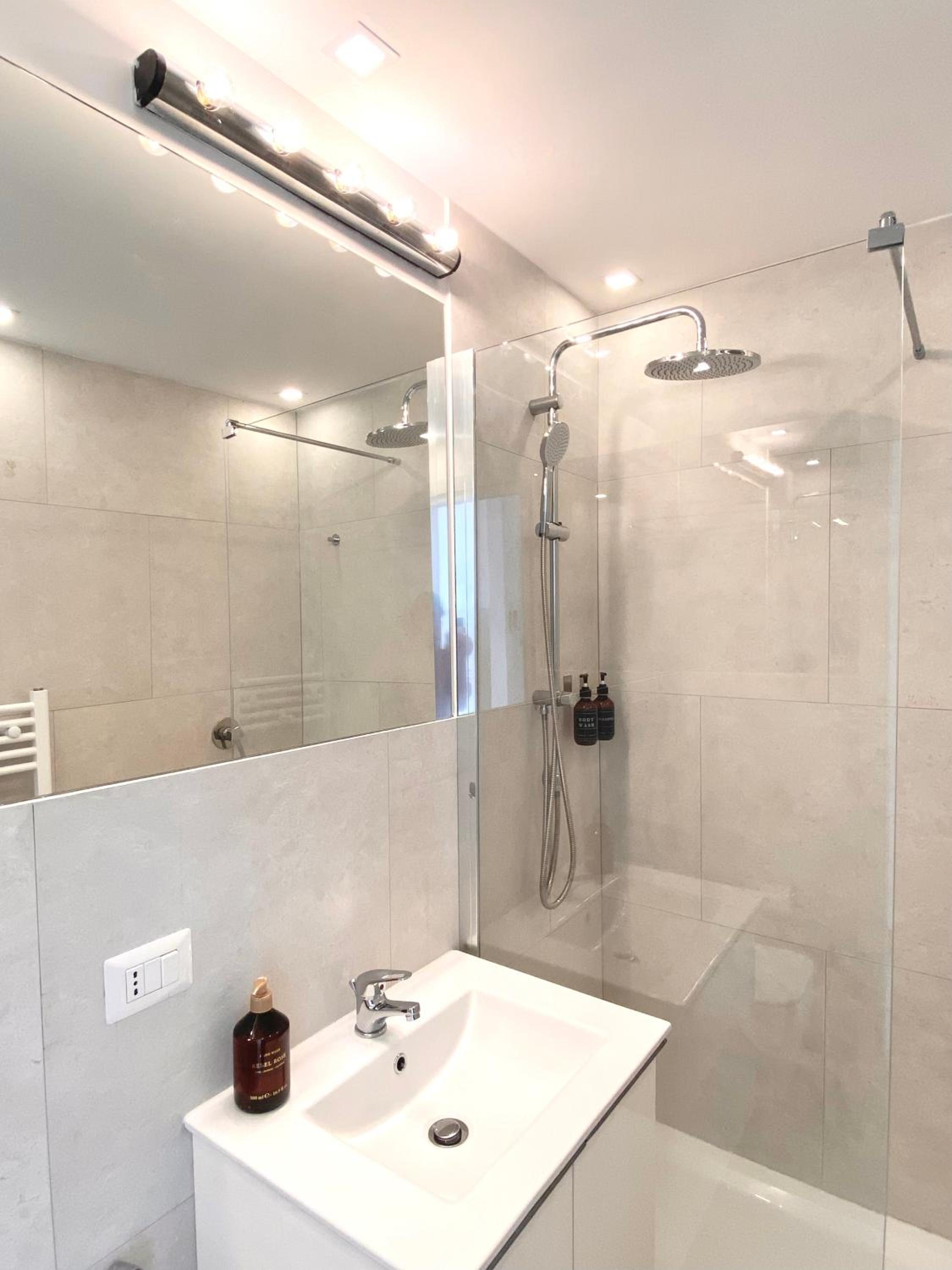 Prince of Rome Superior Rooms