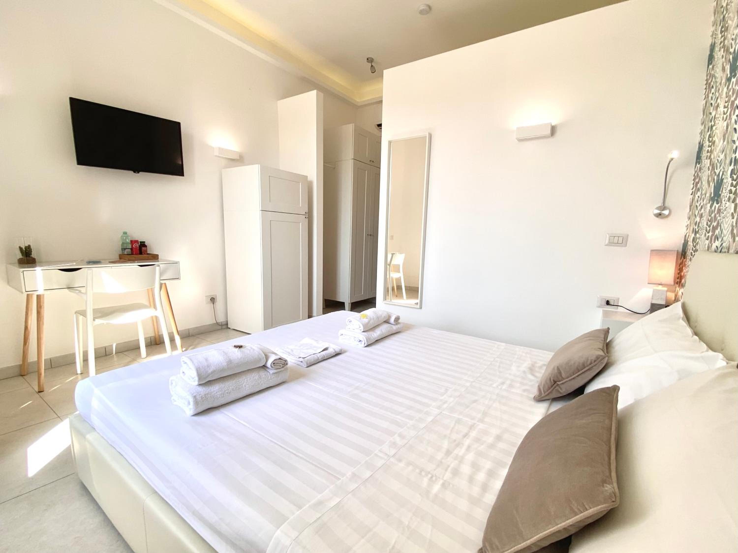 Prince of Rome Superior Rooms