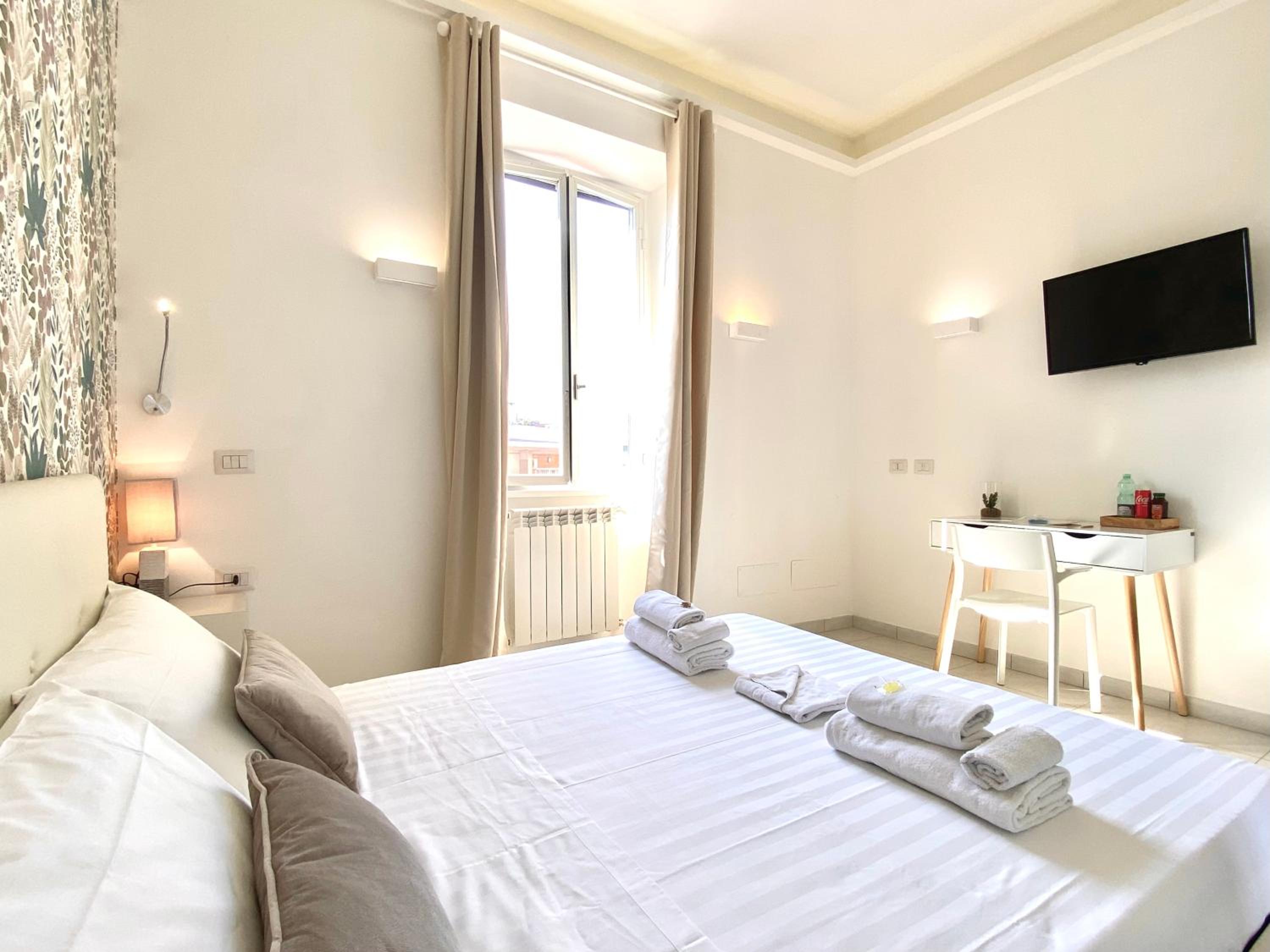 Prince of Rome Superior Rooms