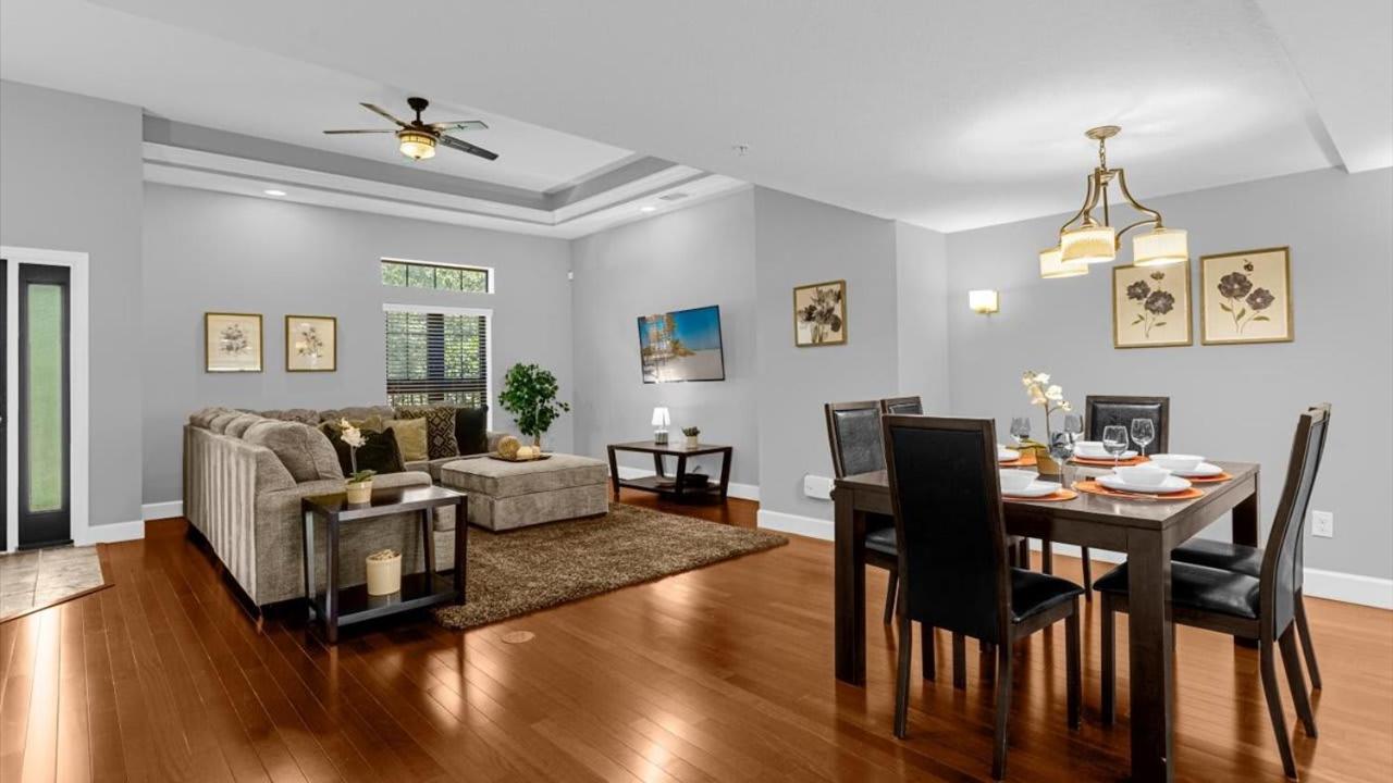 Two 4Bedroom units - 3 min away from Disney