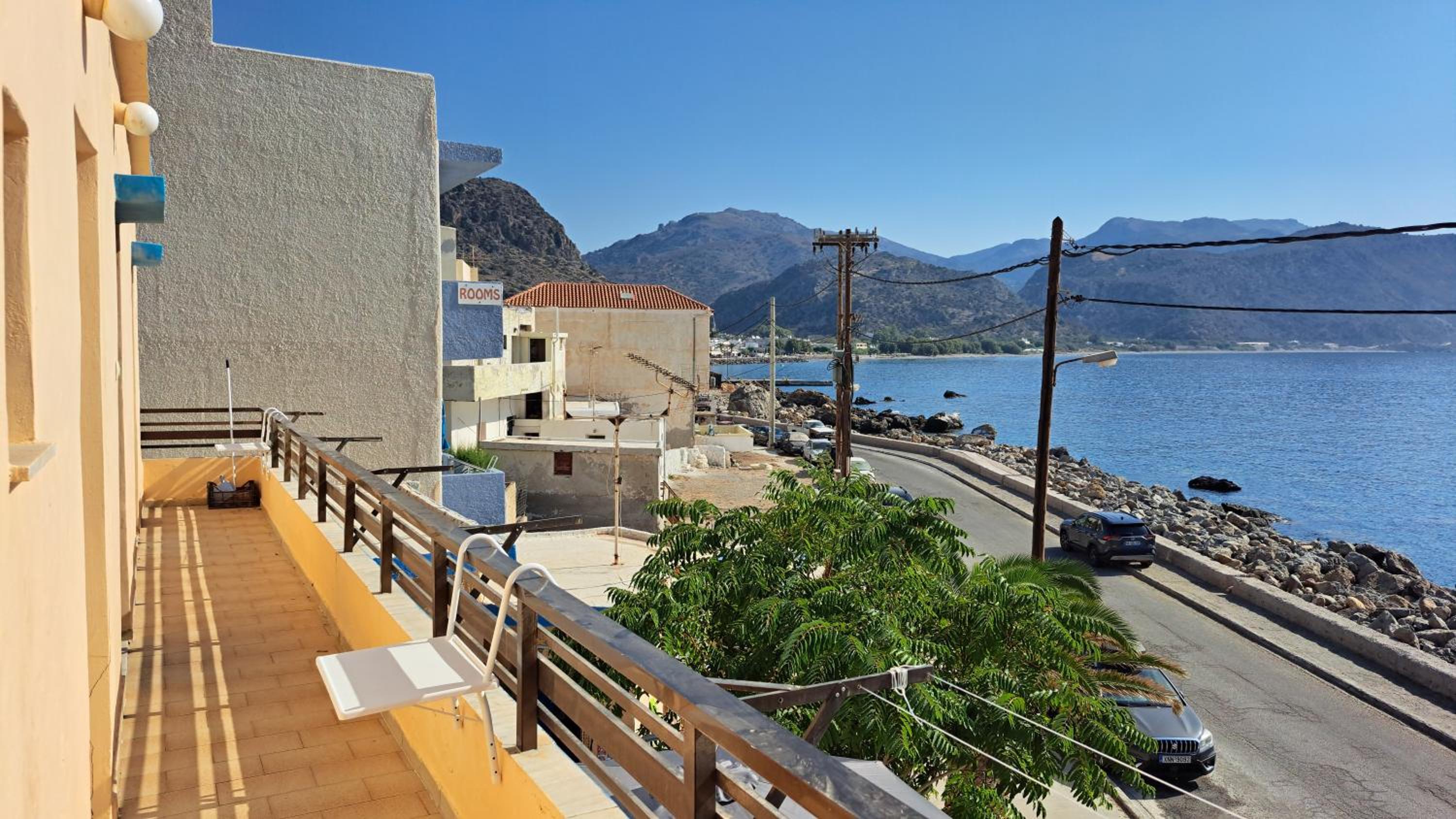 Christina Rooms Apartment photo 5