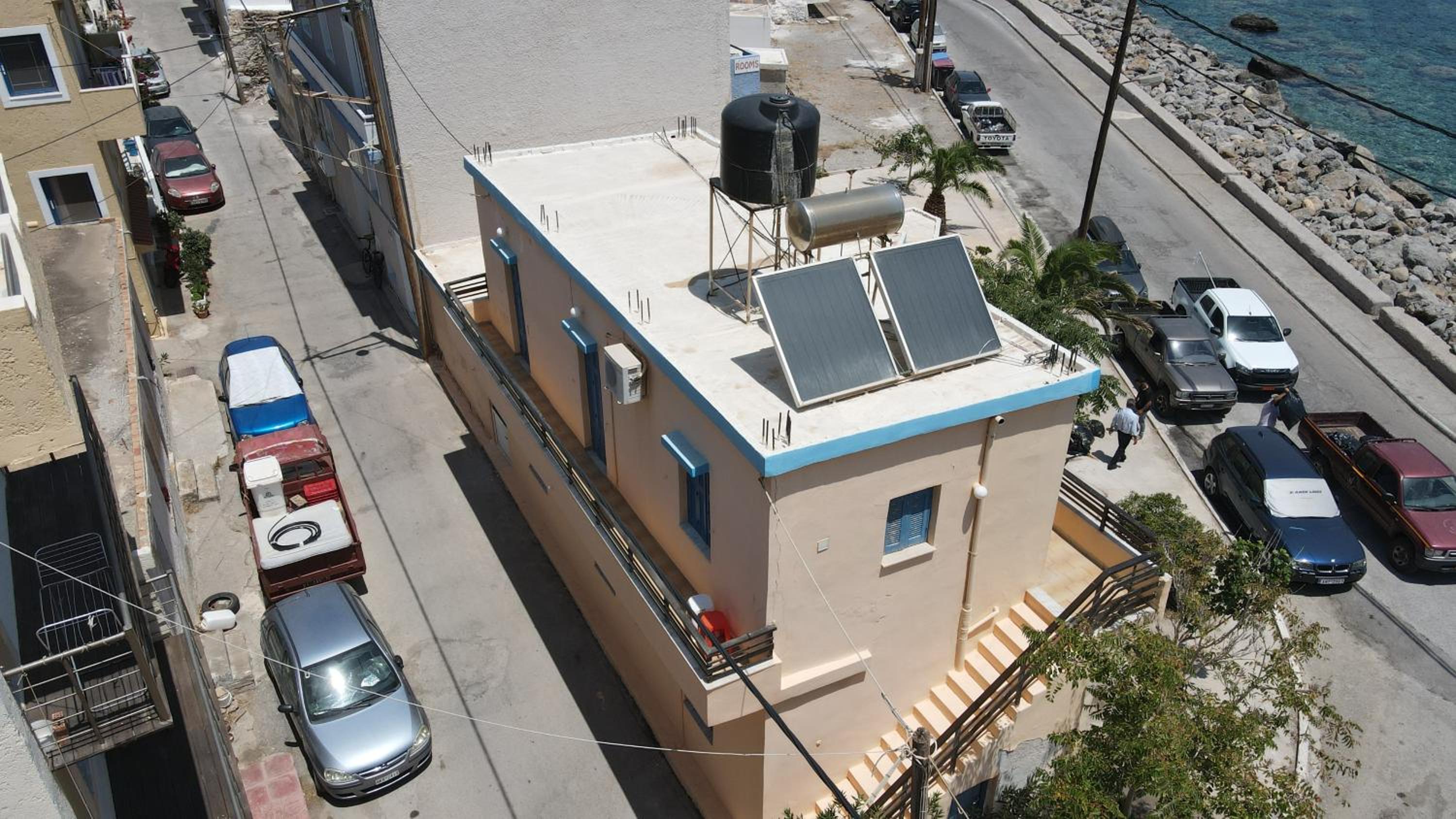 Christina Rooms Apartment photo 2