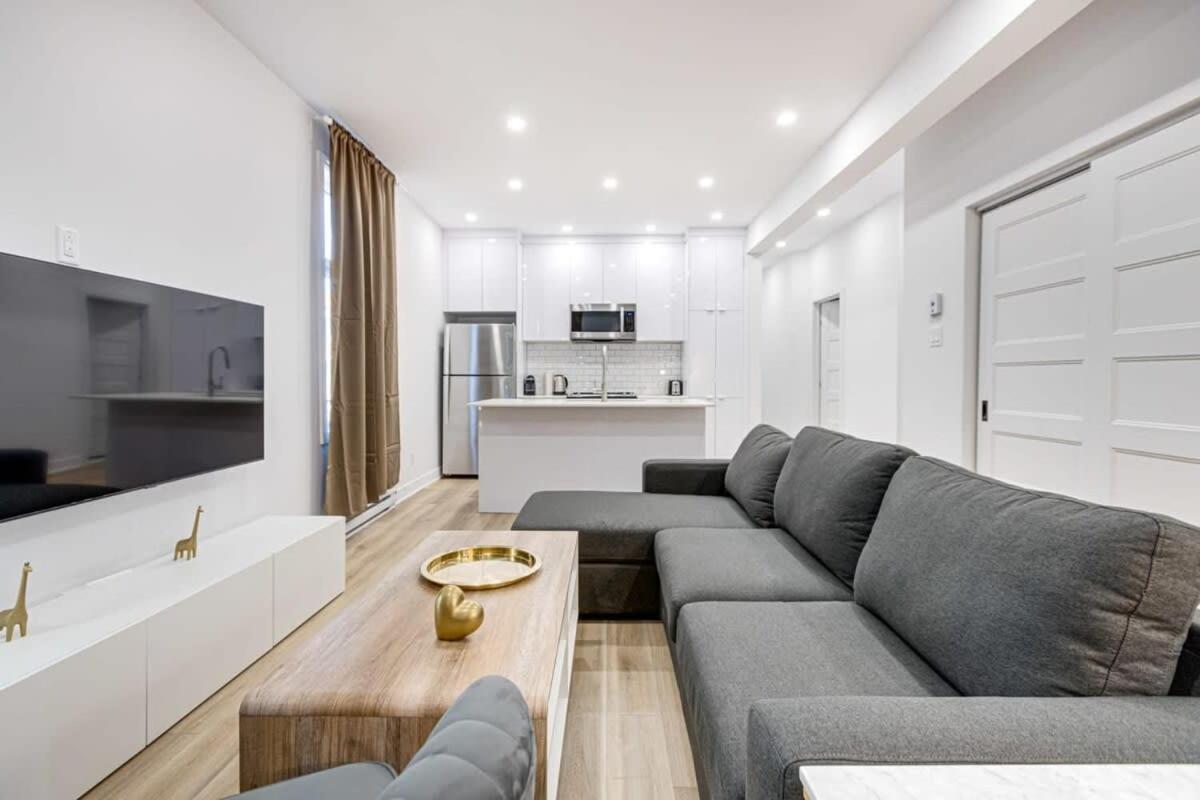 Stunning & Stylish 3BR with Sofa Bed near Little Italy