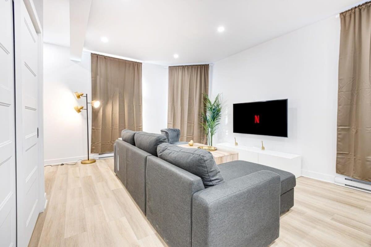 Stunning & Stylish 3BR with Sofa Bed near Little Italy