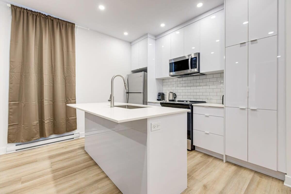 Stunning & Stylish 3BR with Sofa Bed near Little Italy