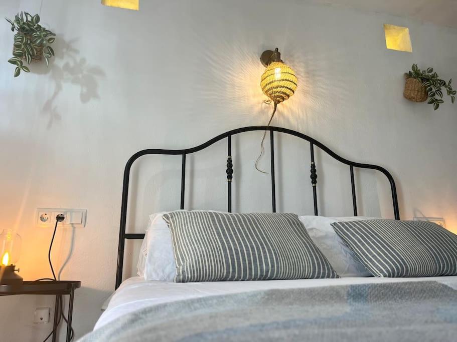 Pin i Pon - Charming Townhouse in the Heart of Jávea view 3