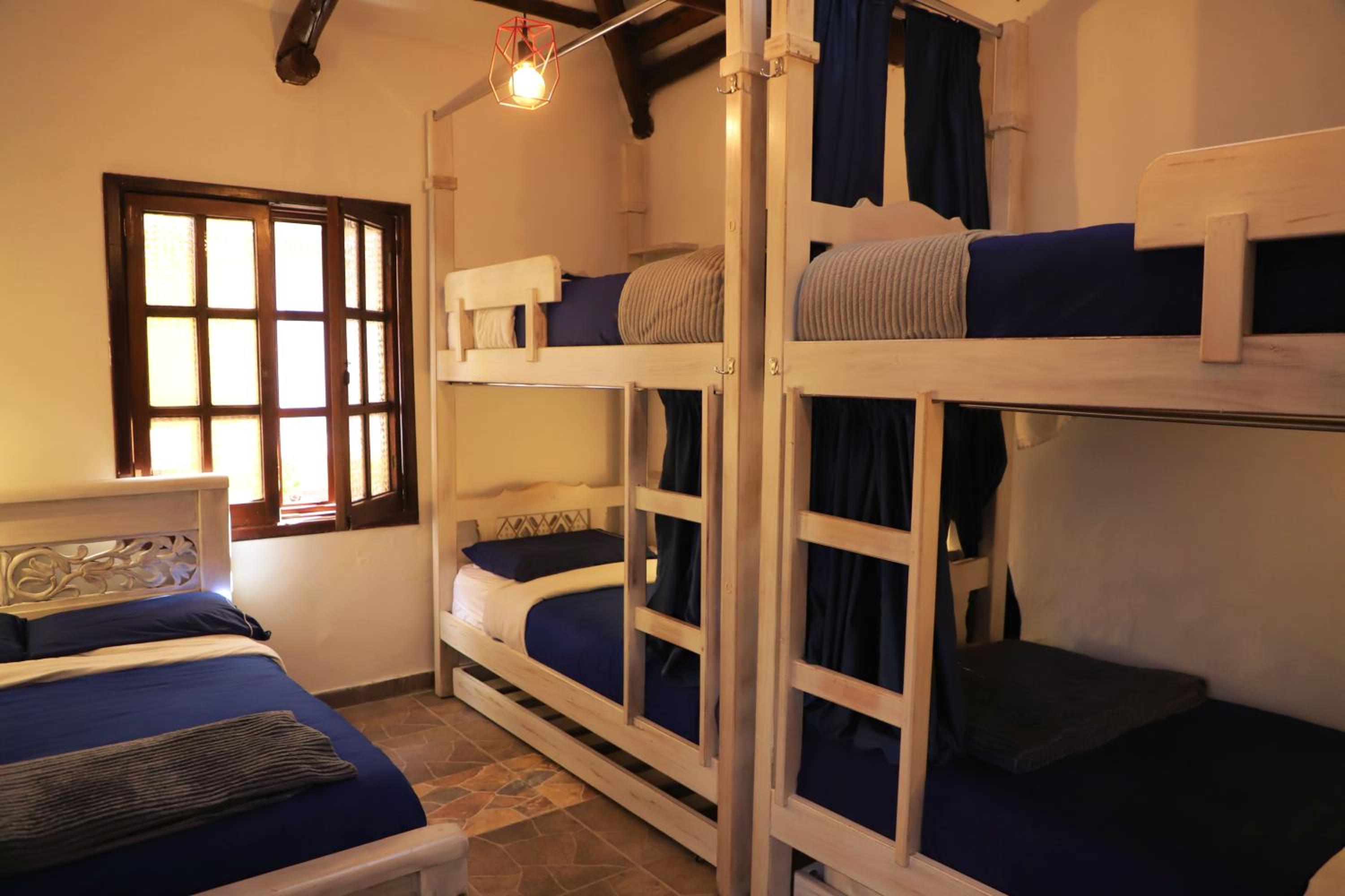 Usaquen Station Hostel - Property Image 82