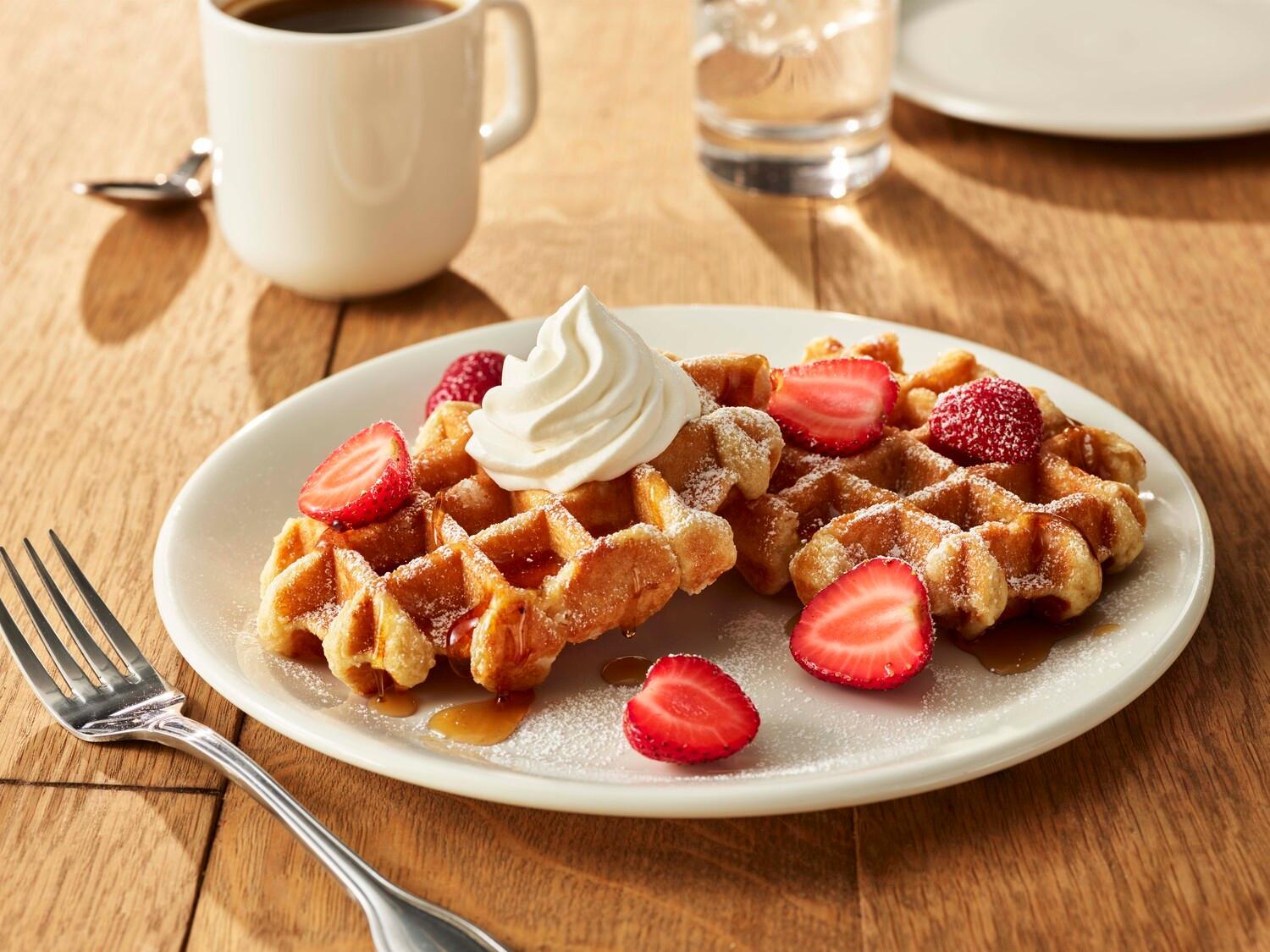 Barrie Vacations - Four Points by Sheraton Barrie - Property Image 3