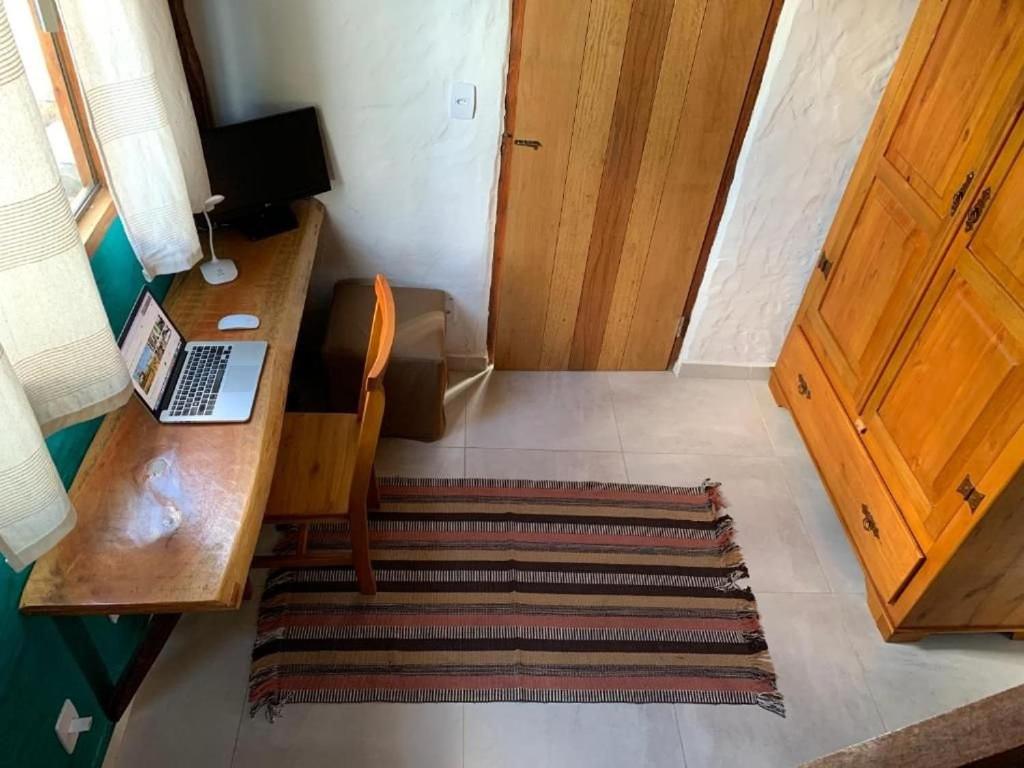 Chalé Mata Virgem - 1km do centro, ao lado de várias cachoeiras, com cozinha completa e conforto para até 6 pessoas