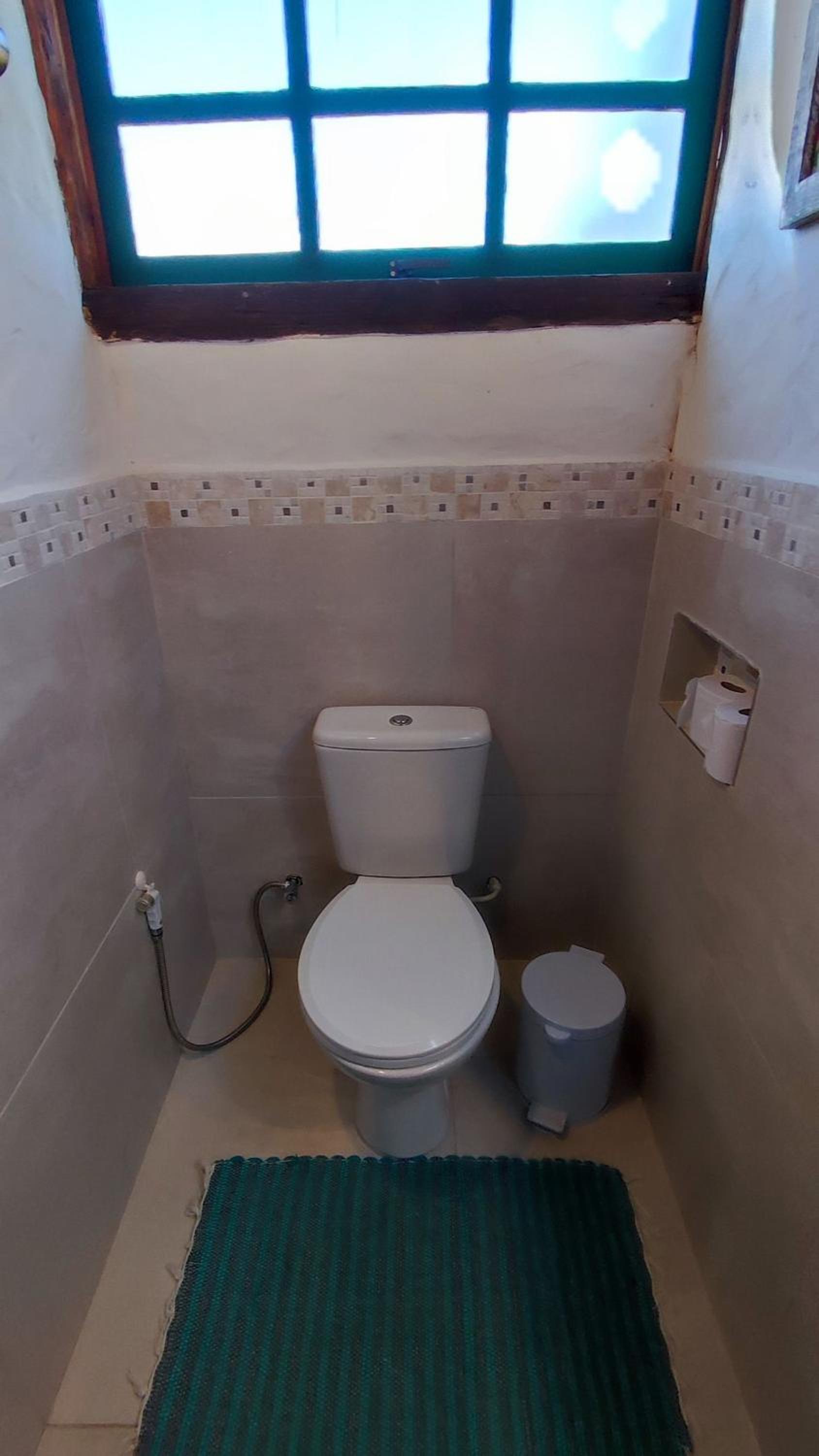 Chalé Mata Virgem - 1km do centro, ao lado de várias cachoeiras, com cozinha completa e conforto para até 6 pessoas