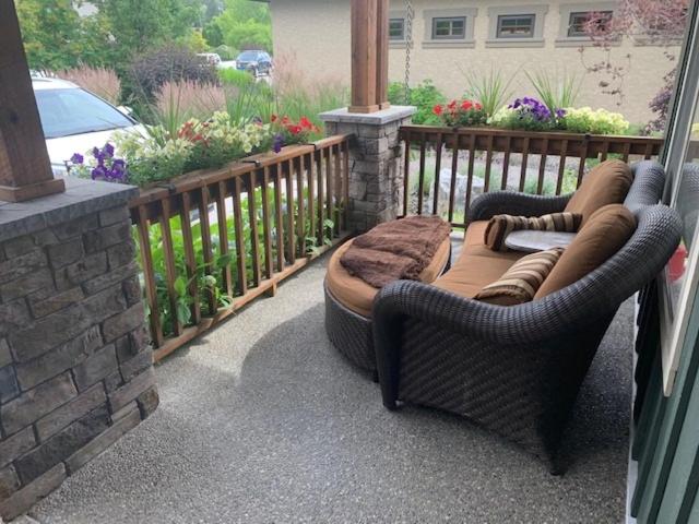 Kelowna Vacations - Upper Room in the Mission - Property Image 5